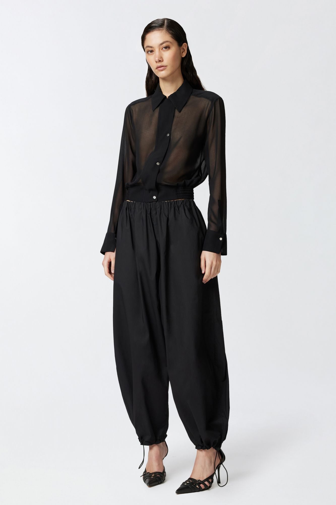 PINKO ROGER en color NEGRO (4)