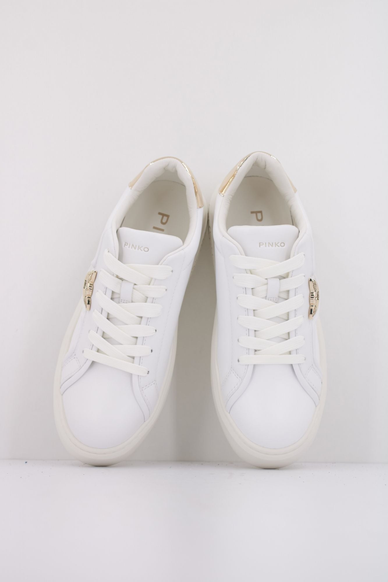 PINKO YOKO 06 LEATHER en color BLANCO (3)