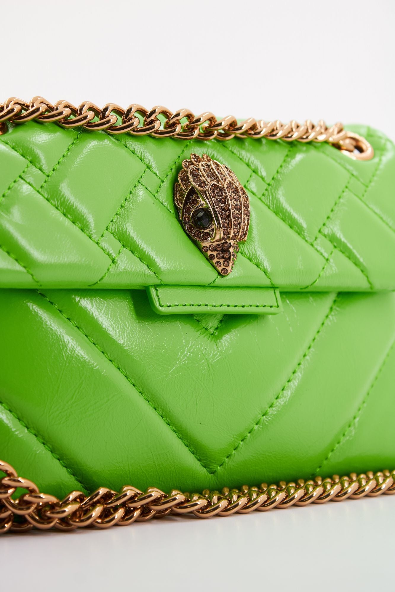 KURT GEIGER LONDON LEATHER MINI KENSINGTON en color VERDE (4)