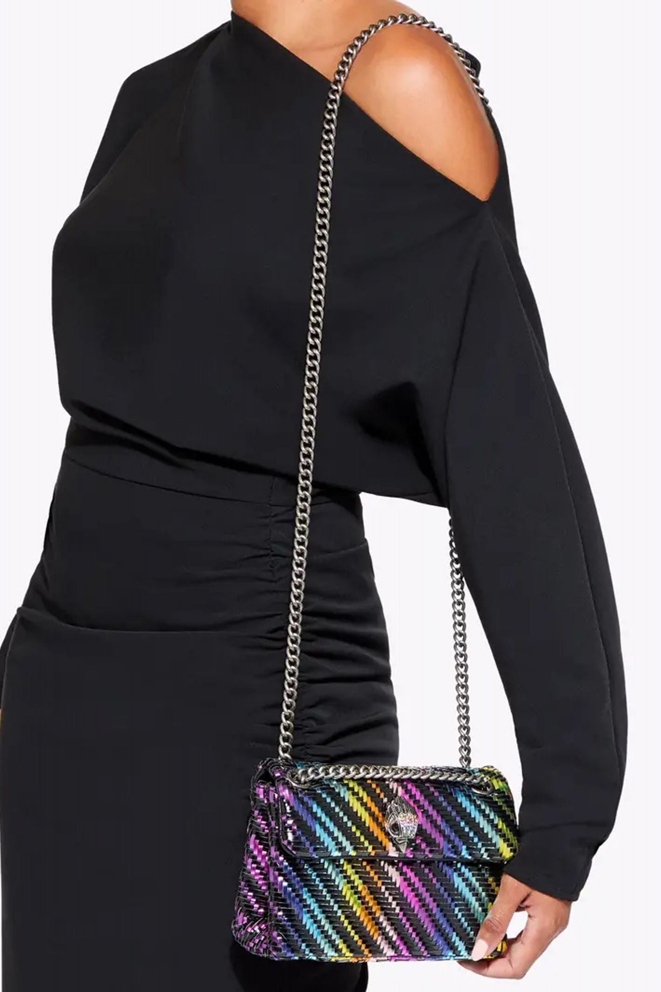 KURT GEIGER LONDON MINI KENSINGTON BAG en color NEGRO (4)