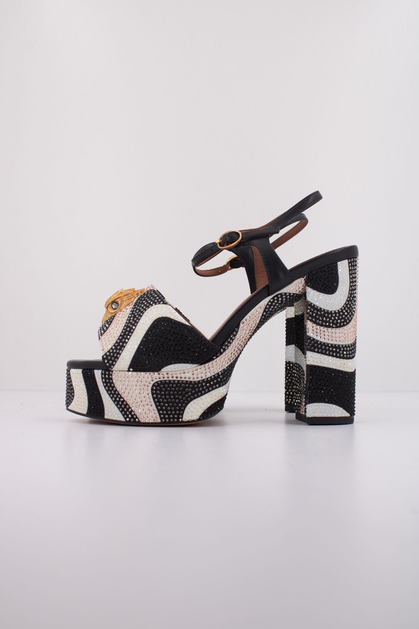 KURT GEIGER LONDON KENSINGTON en color NEGRO (1)