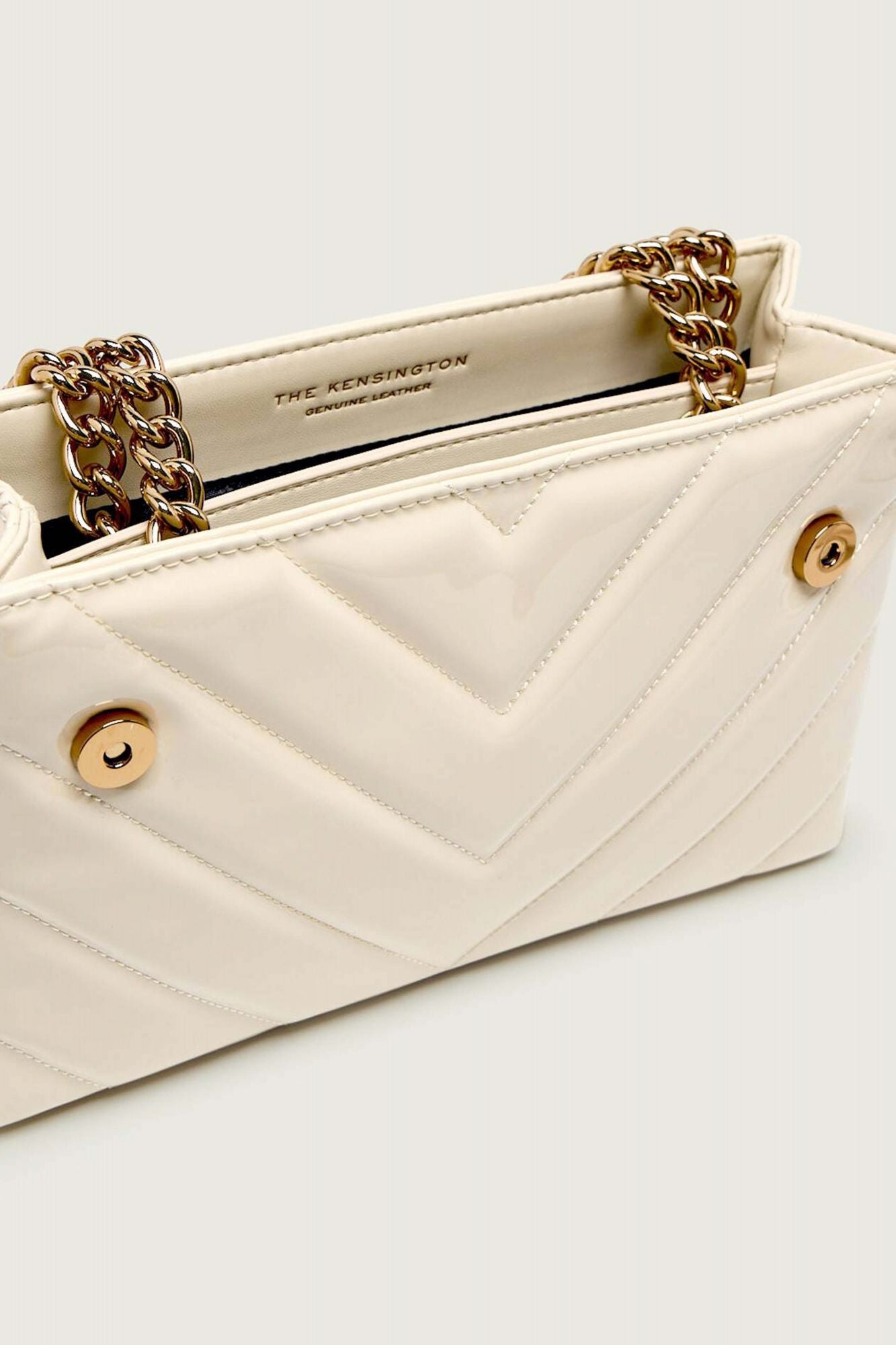 KURT GEIGER LONDON LEATHER KENSINGTON BAG en color NUDE (4)