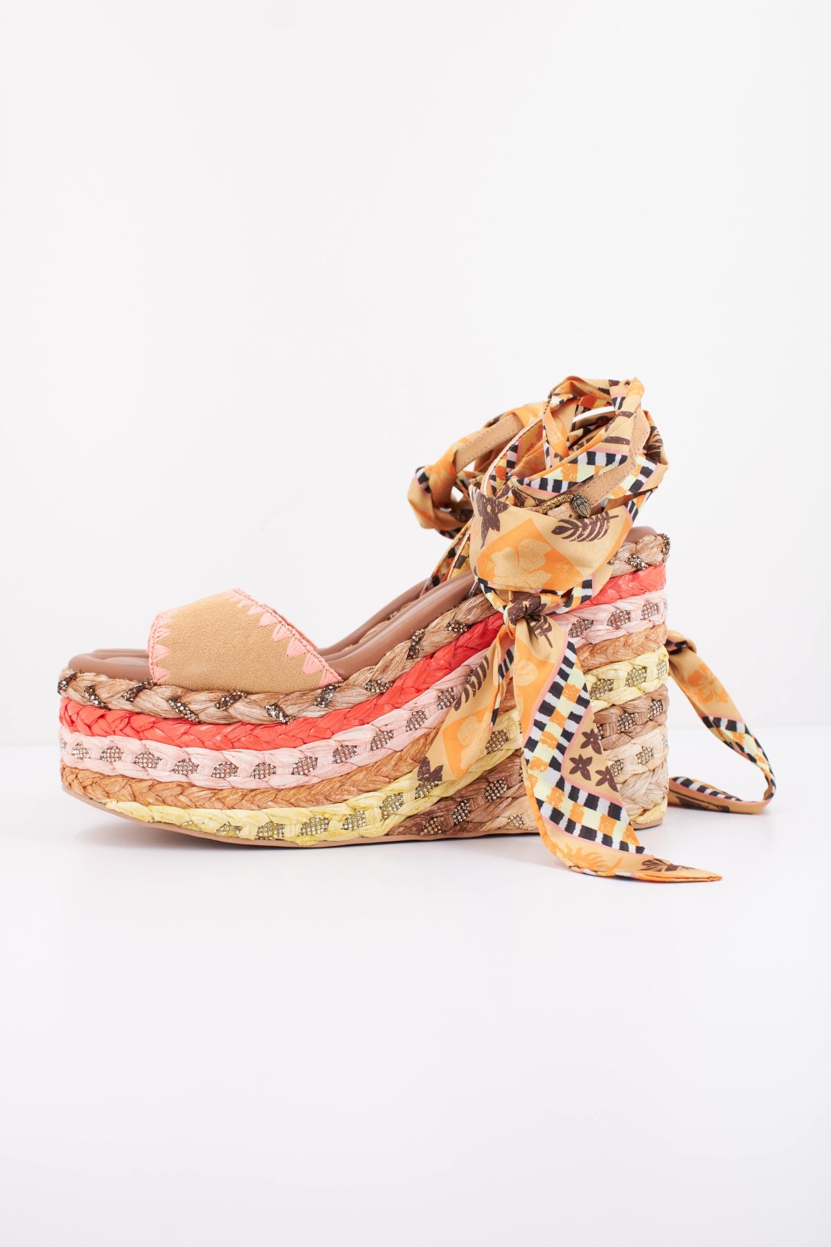 KURT GEIGER LONDON CHELSEA SCARF WEDGE en color MULTICOLOR (1)