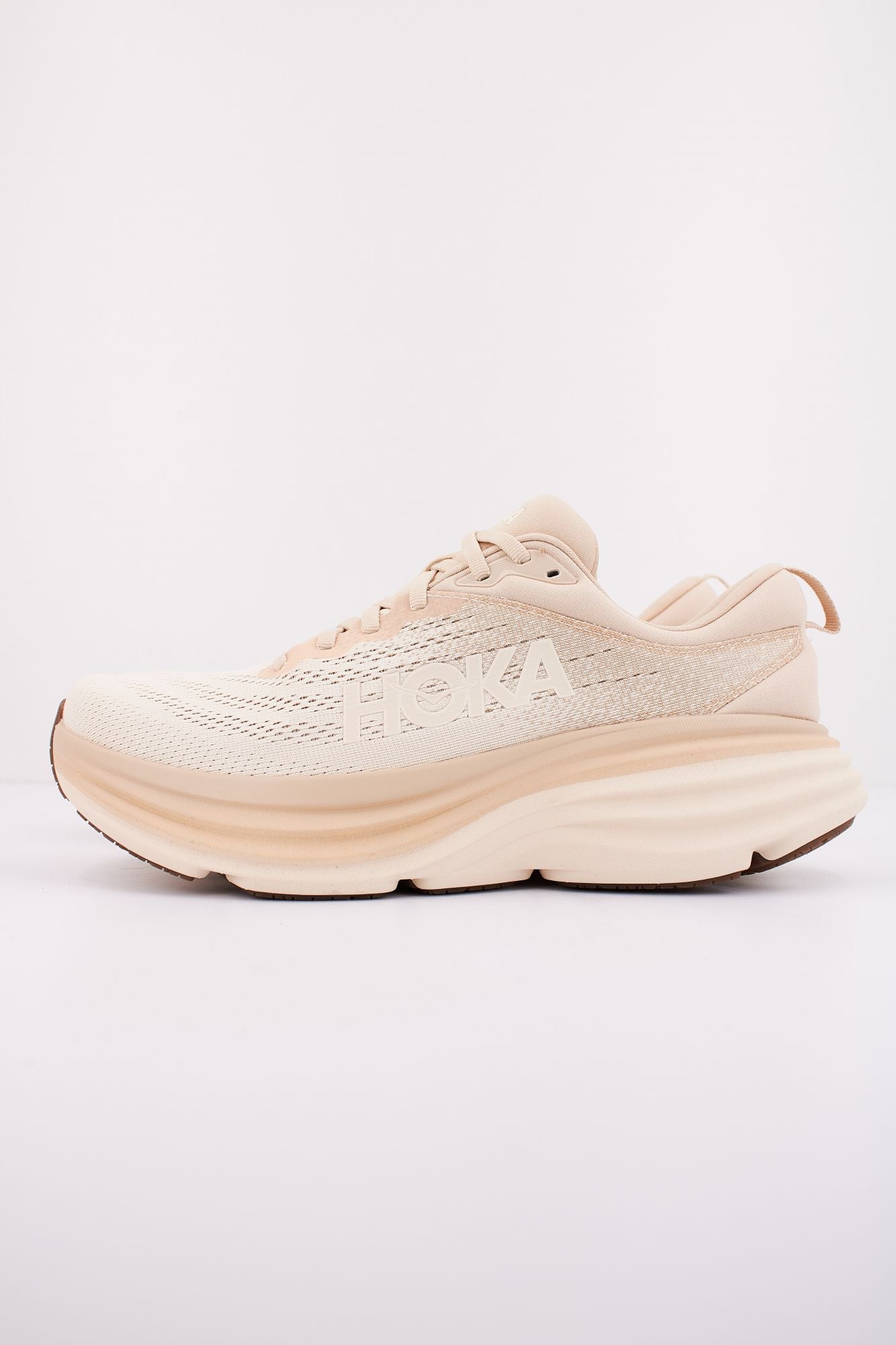 HOKA BONDI 8 en color BEIS (1)