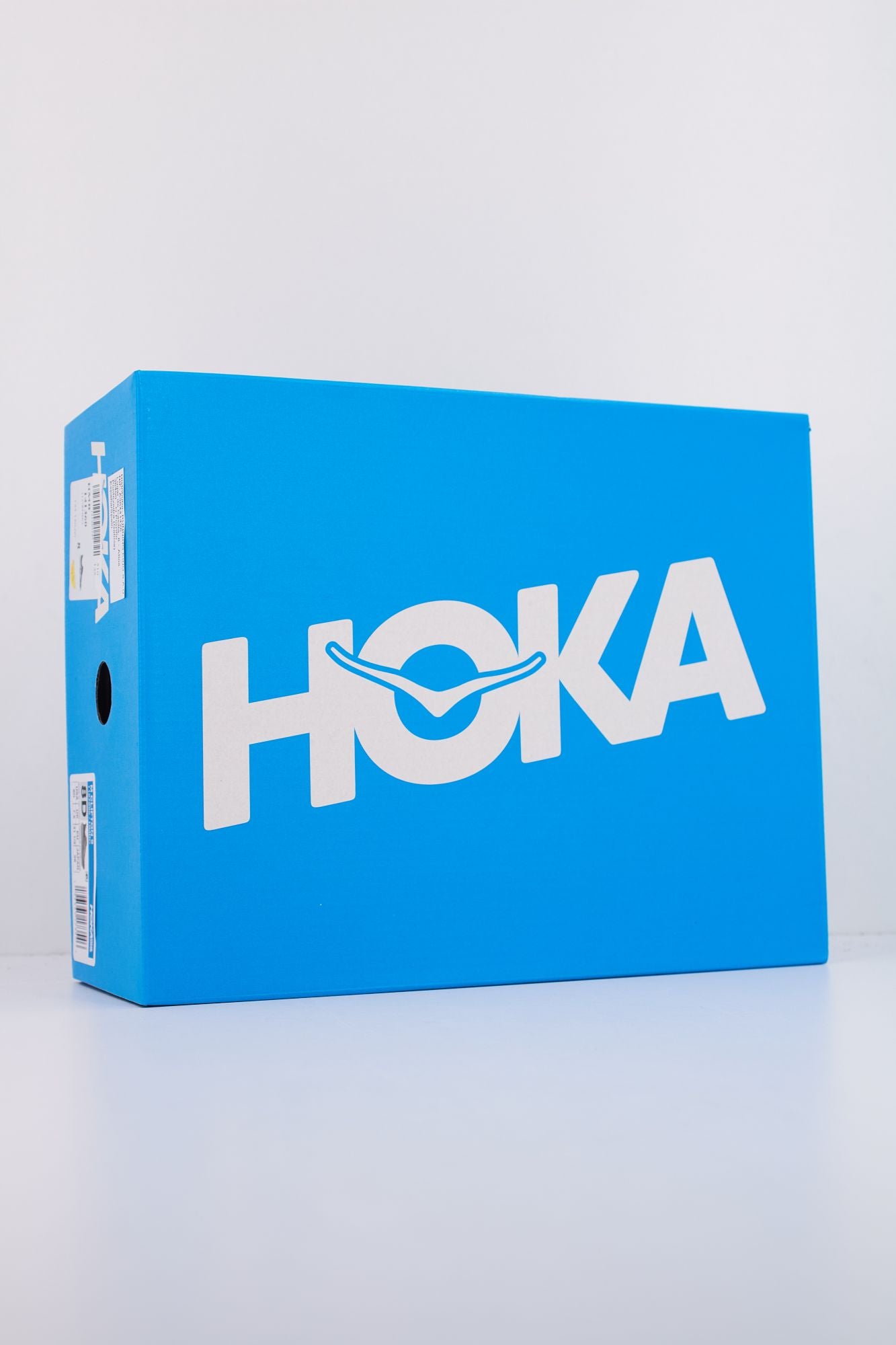 HOKA CLIFTON 9 en color GRIS (6)