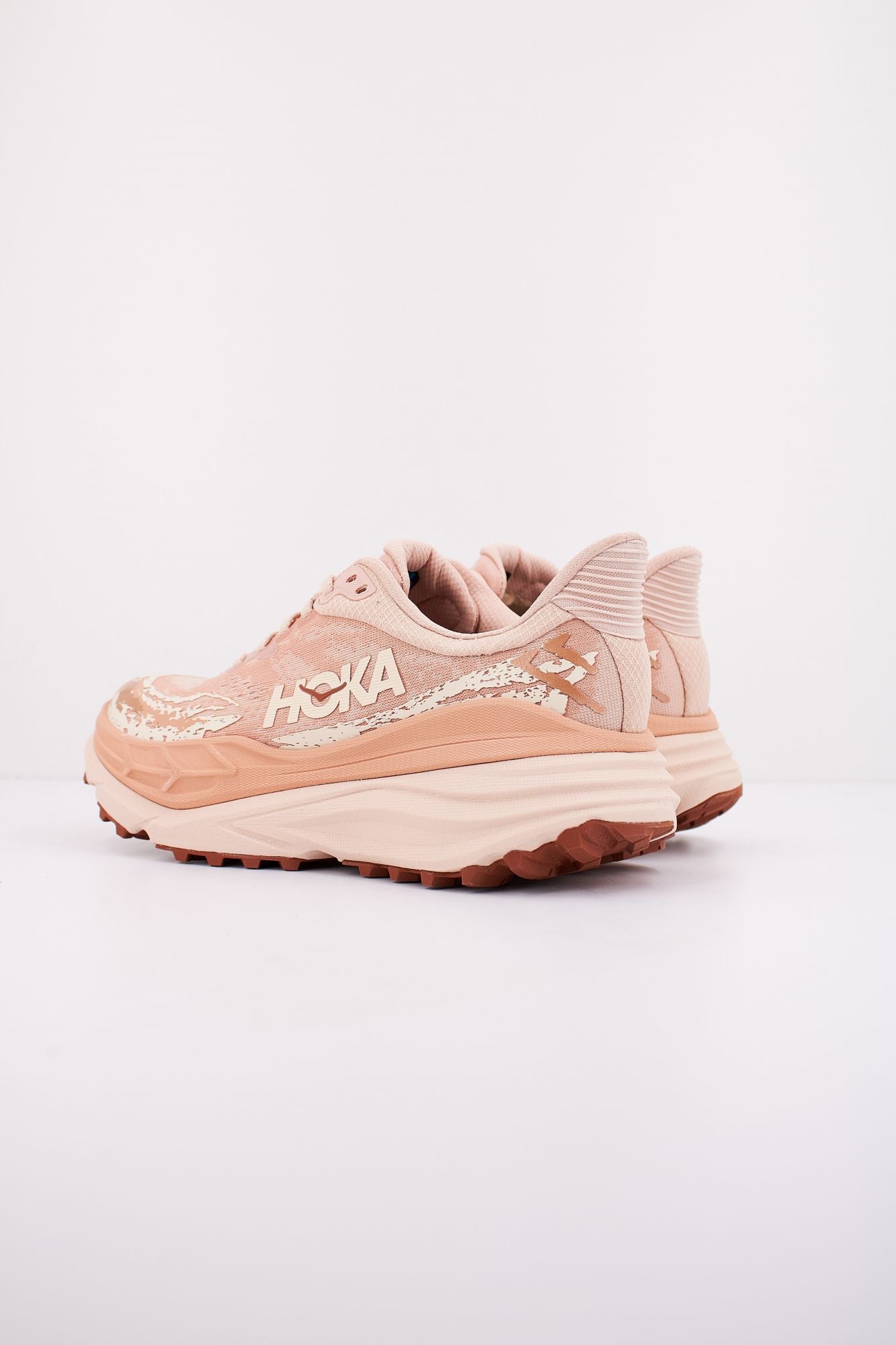 HOKA STINSON 7 en color ROSA (3)
