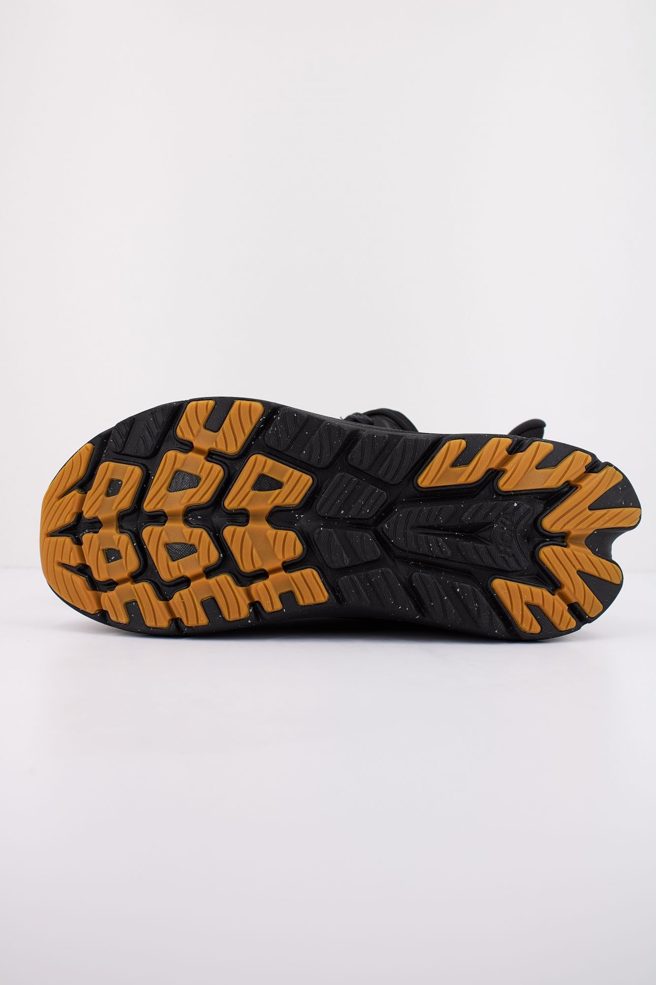 HOKA KAWANA 2 en color NEGRO (4)