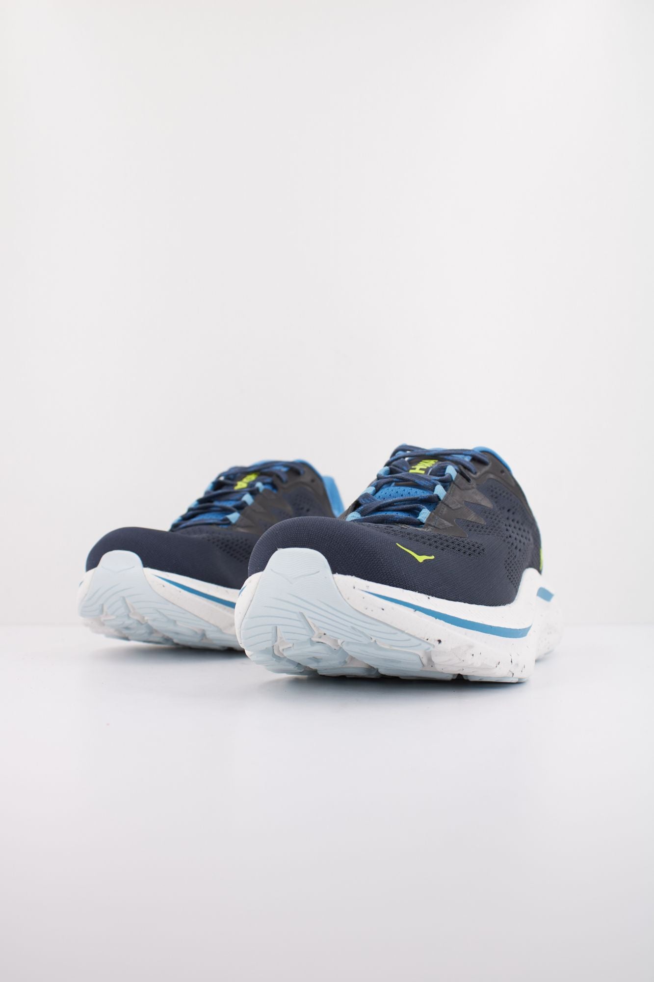 HOKA KAWANA 2 en color AZUL (2)