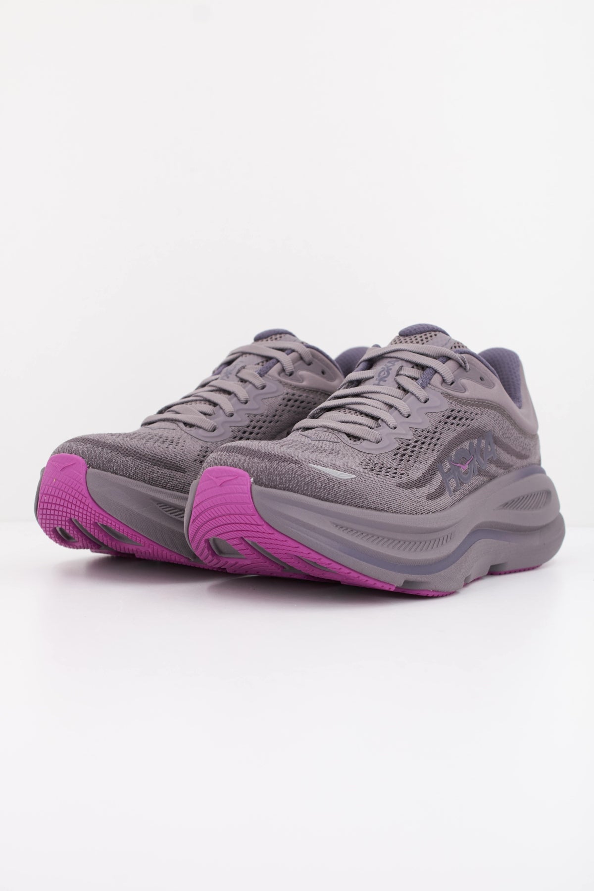 HOKA W BONDI 9 en color VIOLETA (2)