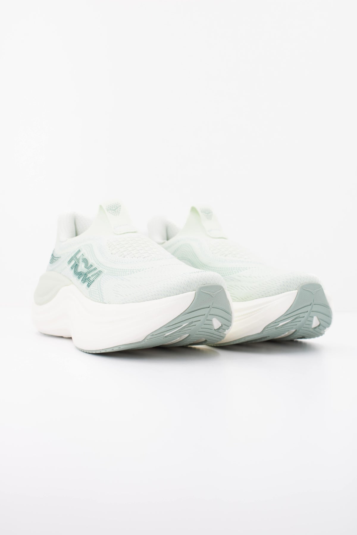 HOKA 1168877HO en color VERDE (2)