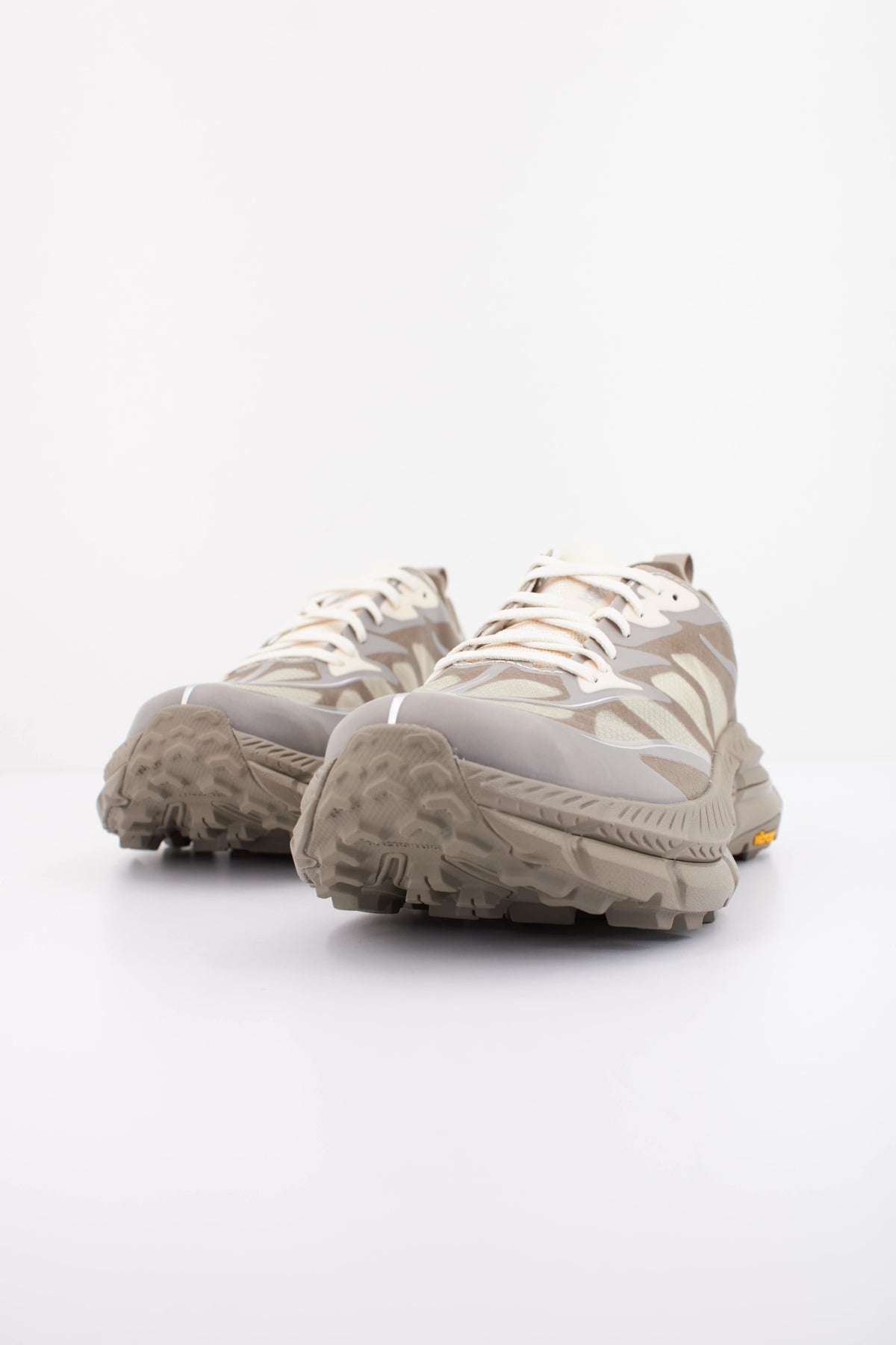 HOKA U MAFATE SPEED en color VERDE (2)