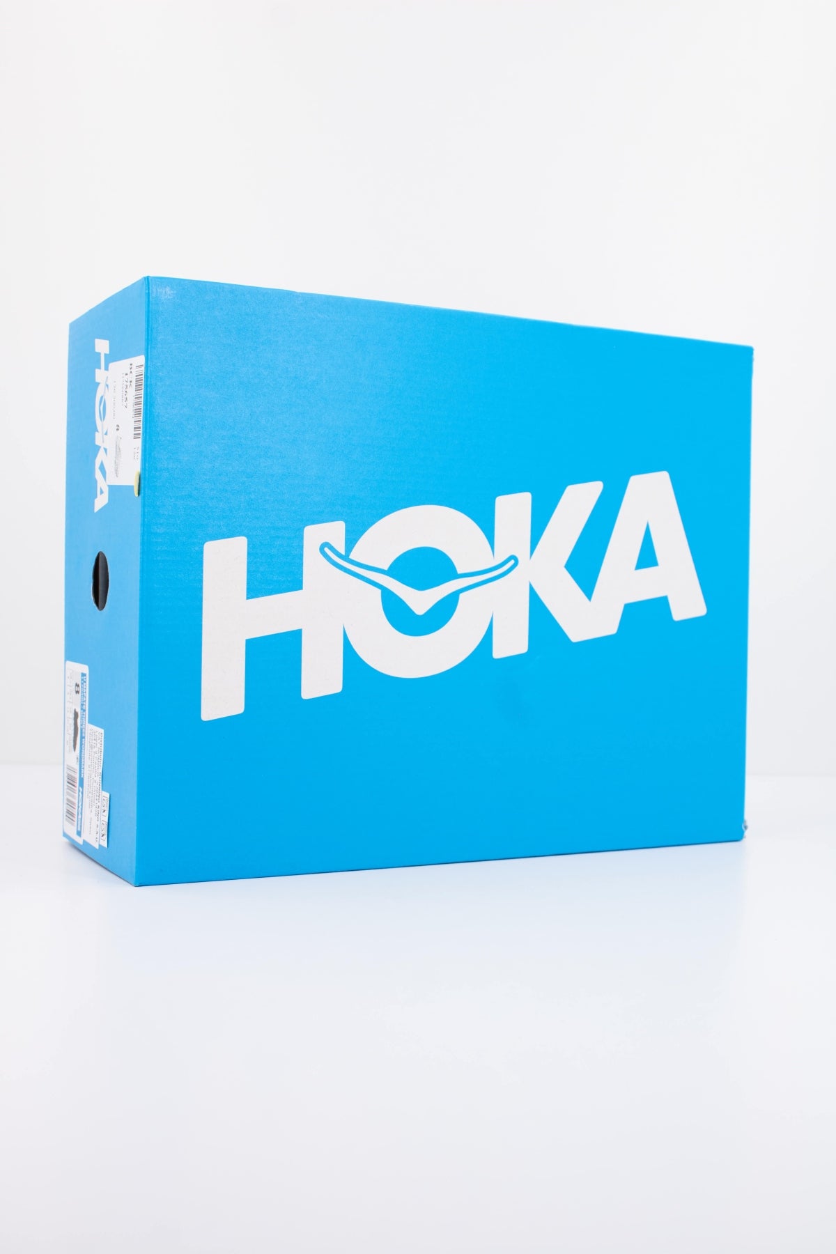 HOKA U MAFATE THREE2 en color NEGRO (6)