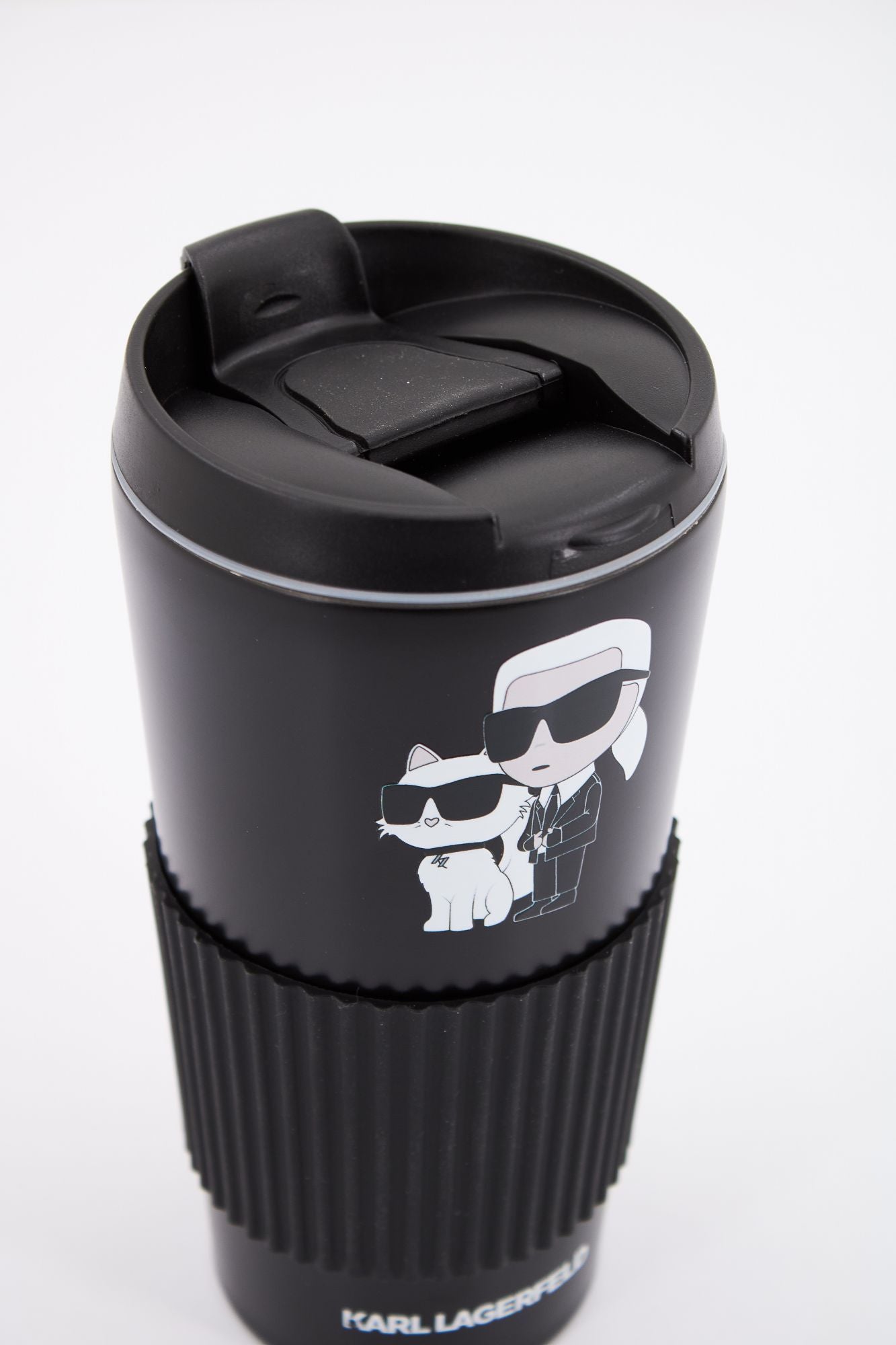 KARL LAGERFELD K/IKONIK 2.0 TRAVEL MUG en color NEGRO (3)