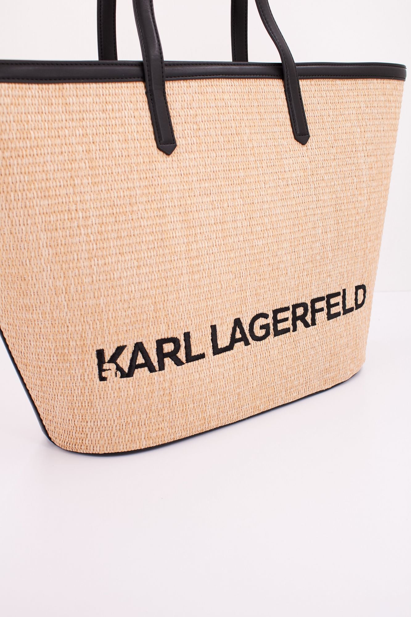 KARL LAGERFELD K/ESSENTIAL RAFFIA TOTE en color MARRON CLARO (4)