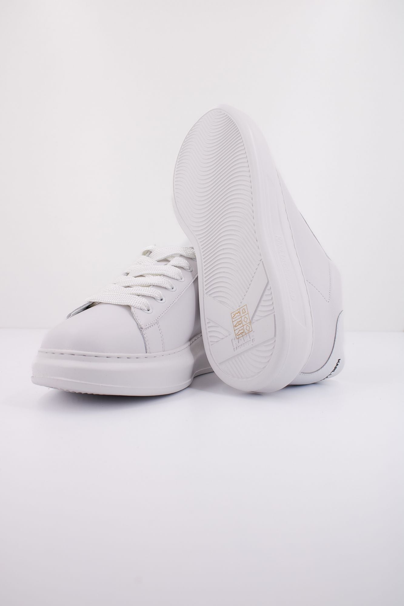 KARL LAGERFELD KAPRI MENS PYTHON TAB RSG L en color BLANCO (5)