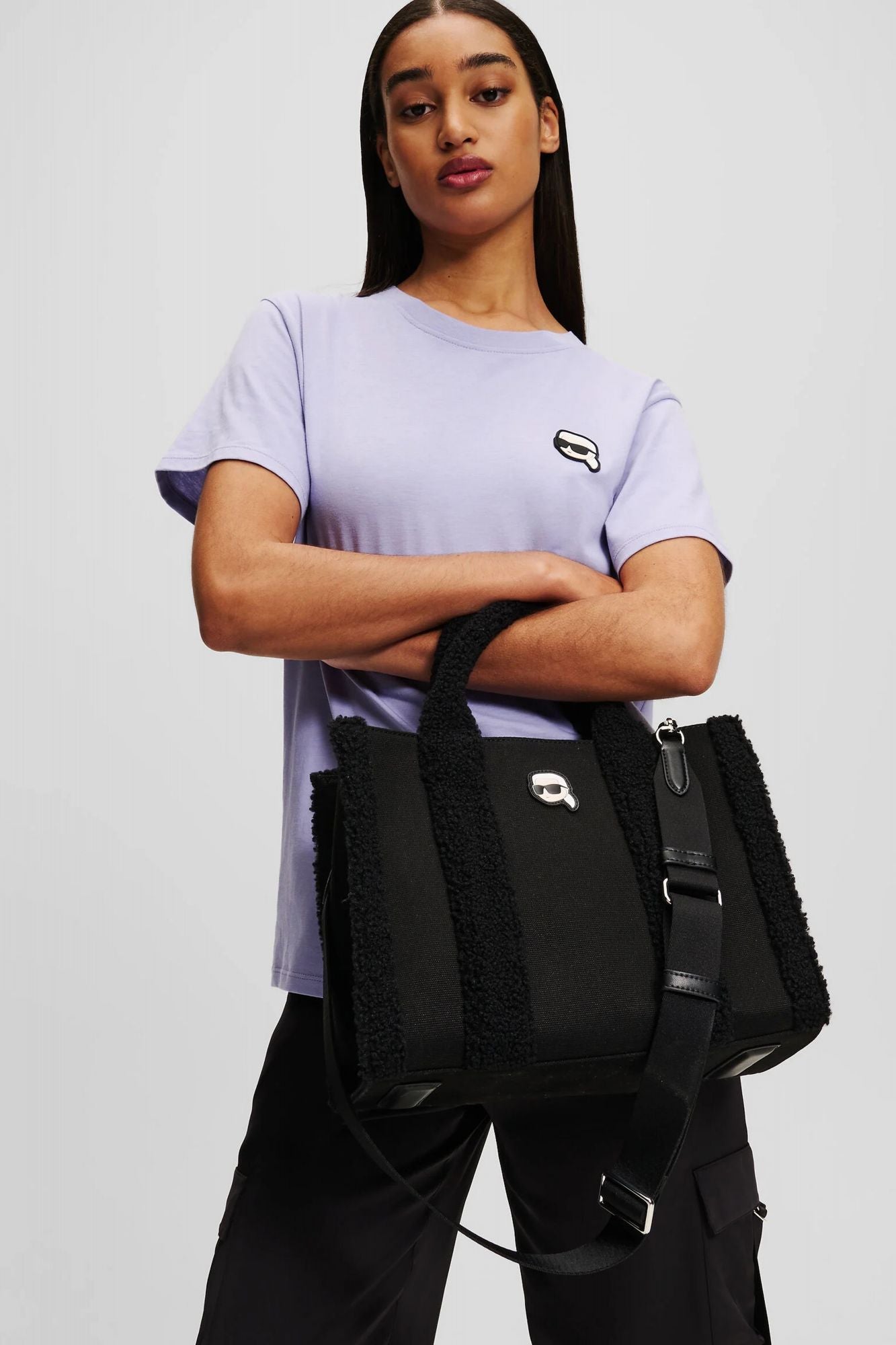 KARL LAGERFELD K/IKONIK 2.0 en color NEGRO (4)