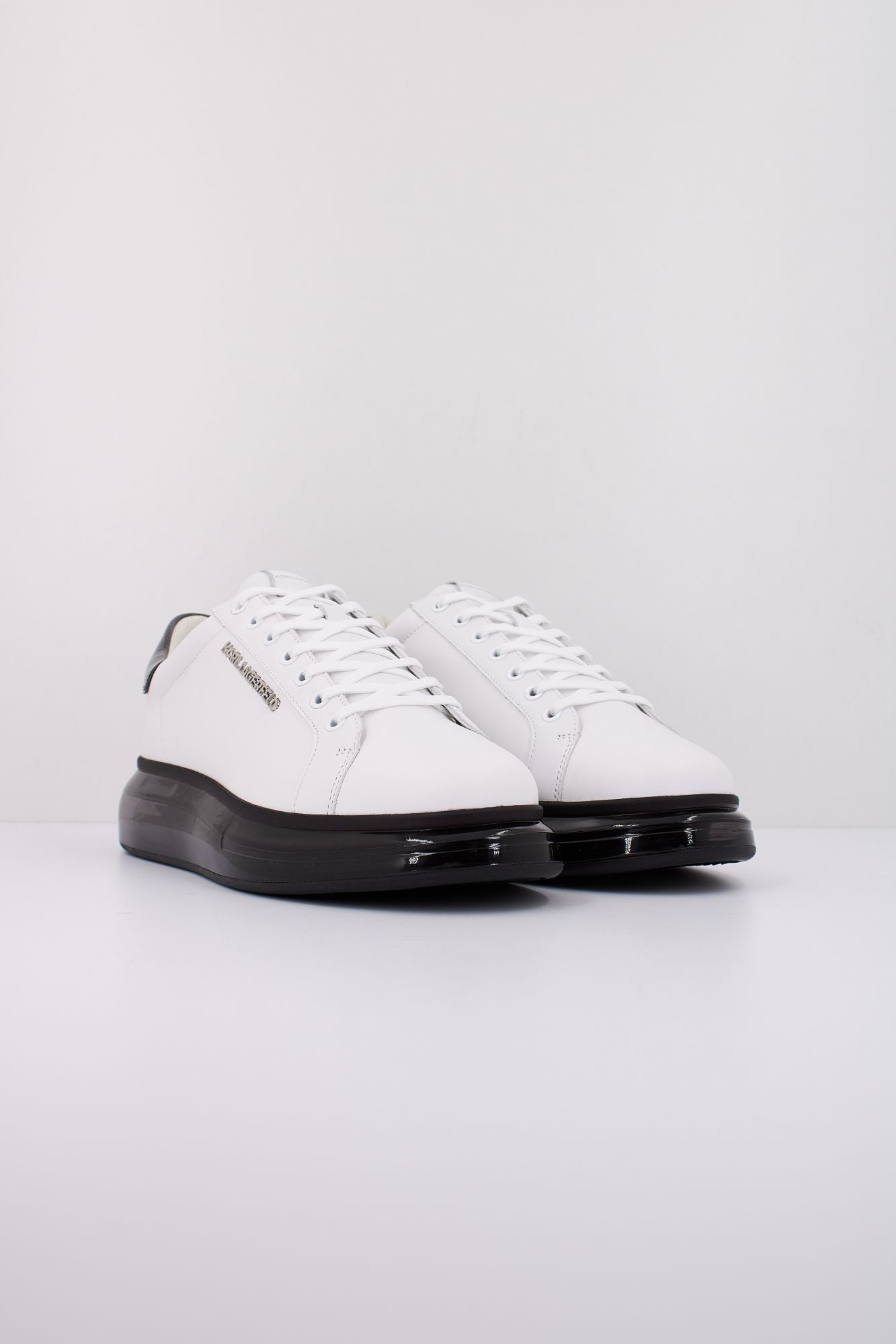 KARL LAGERFELD KAPRI KUSHION LO LACE LTHR en color BLANCO (2)