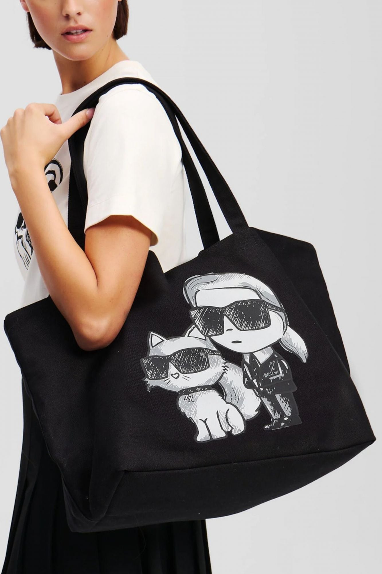 KARL LAGERFELD IKON KC SHOPPER en color NEGRO (4)