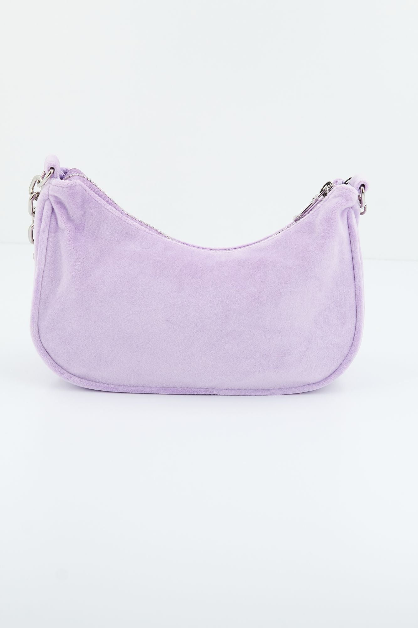 JUICY COUTURE KABELO VELOUR SHOUDER BAG en color VIOLETA (3)