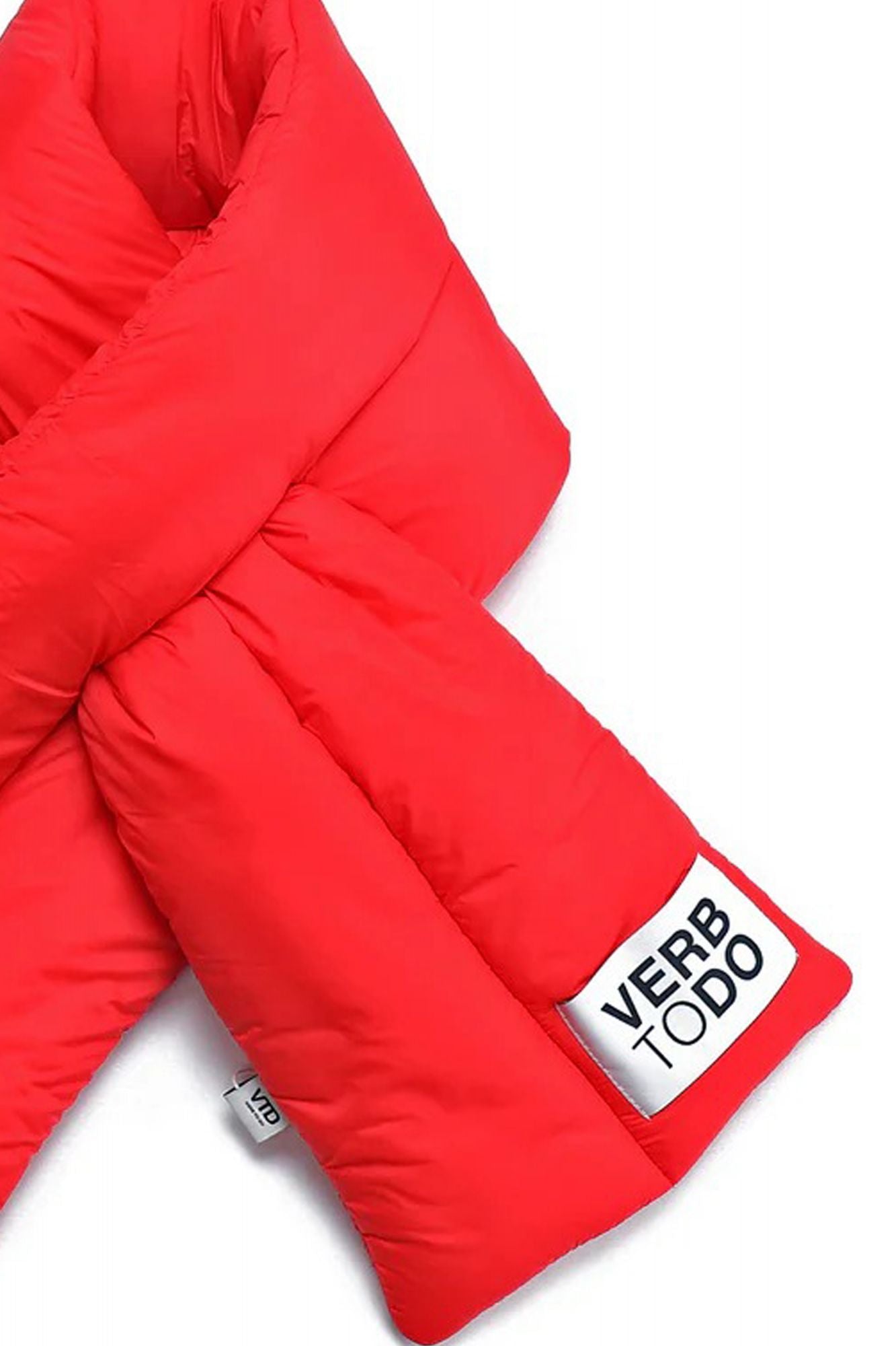 VERB TO DO SCARF NYLON PUFFER en color ROJO (3)