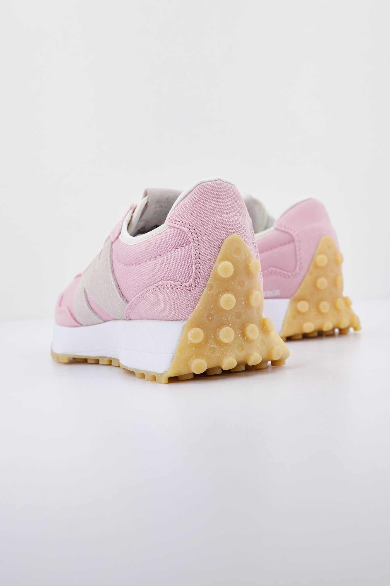 NEW BALANCE WS327 UC en color ROSA (3)