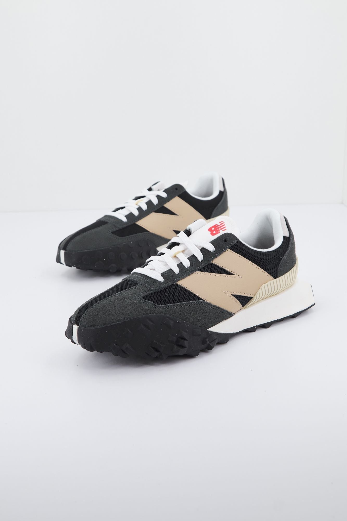 NEW BALANCE UXC72 RN en color GRIS (2)