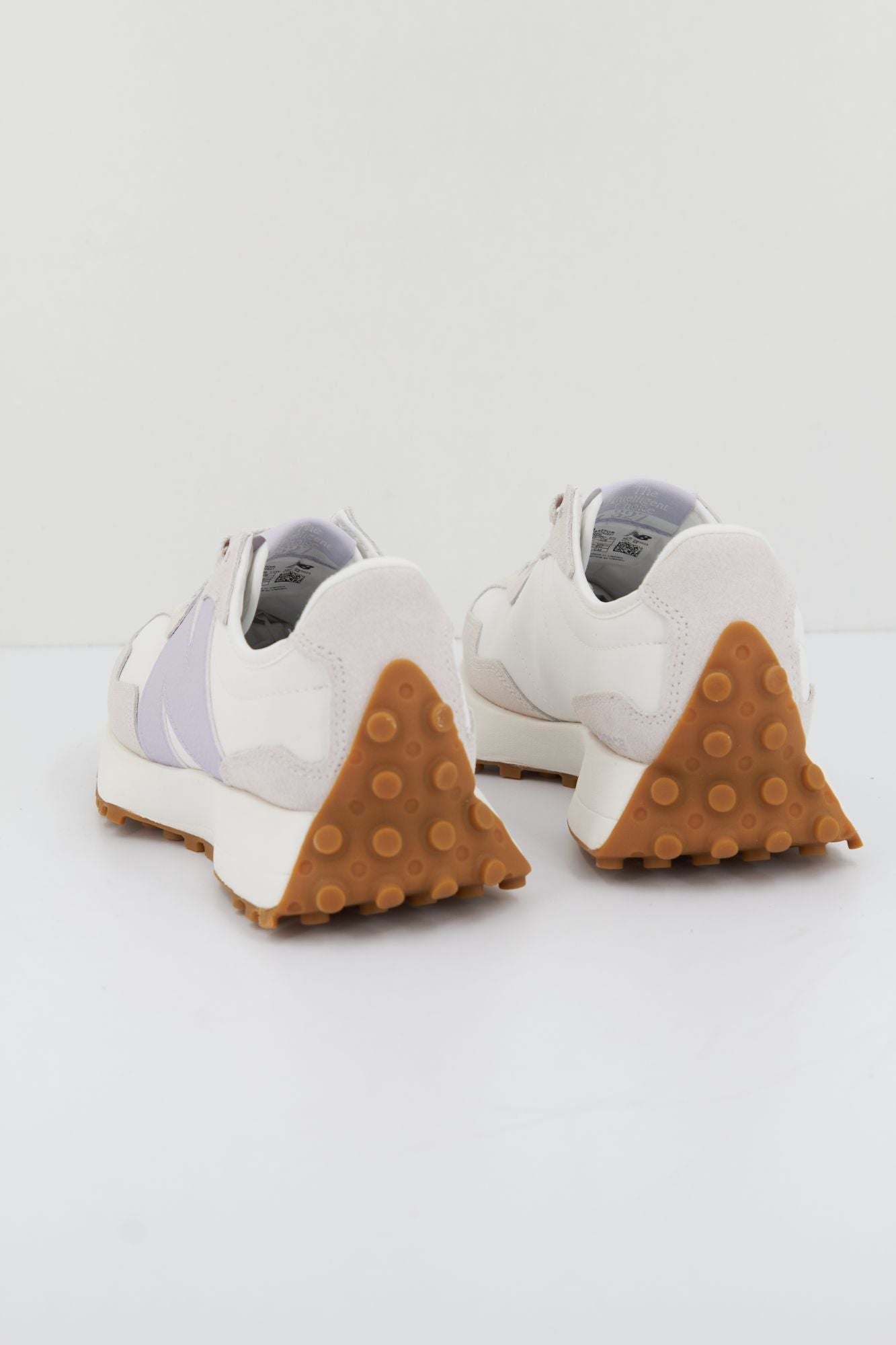 NEW BALANCE WS327OS en color BEIS (4)