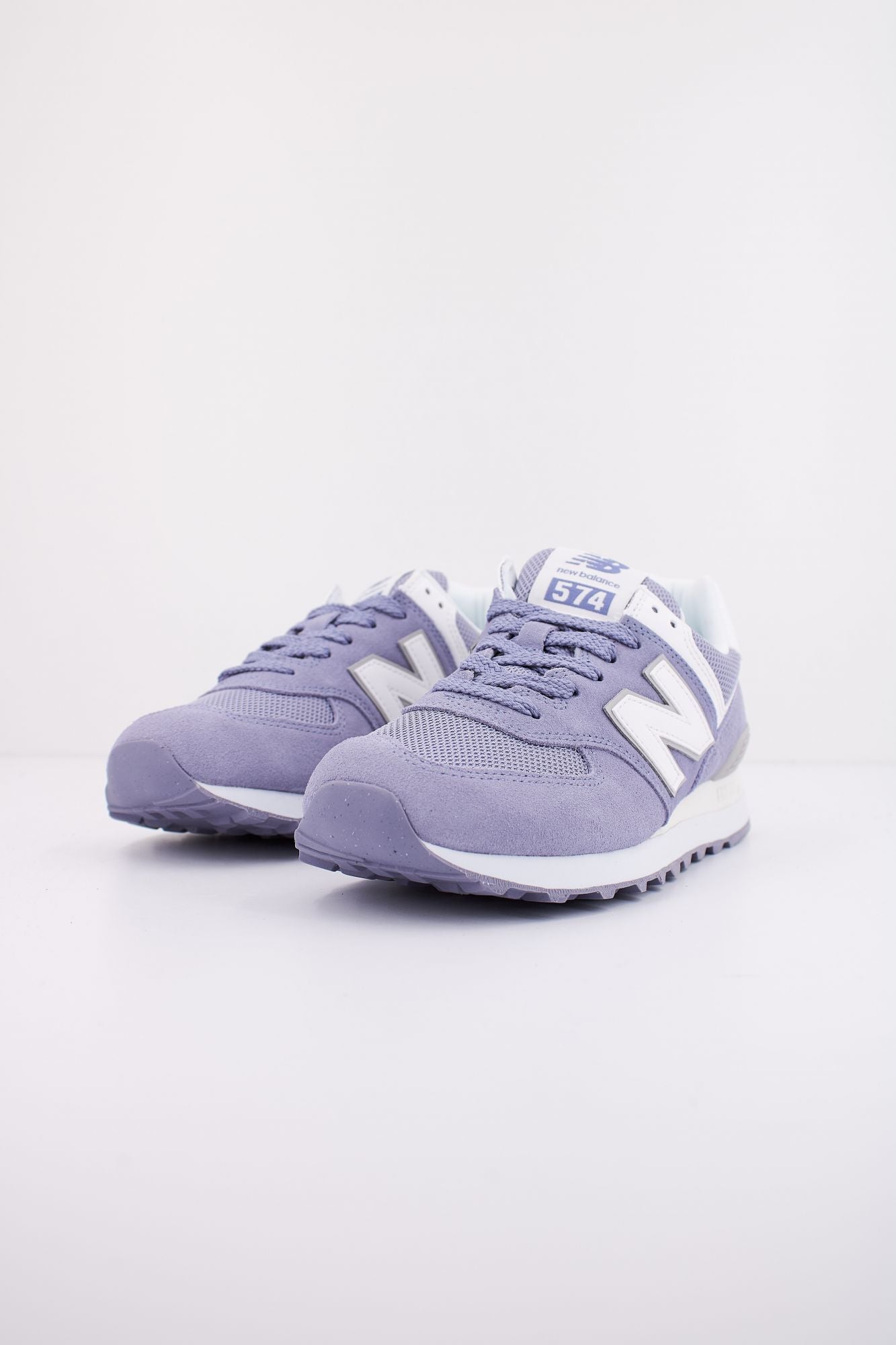 NEW BALANCE U574 RWE en color VIOLETA (2)