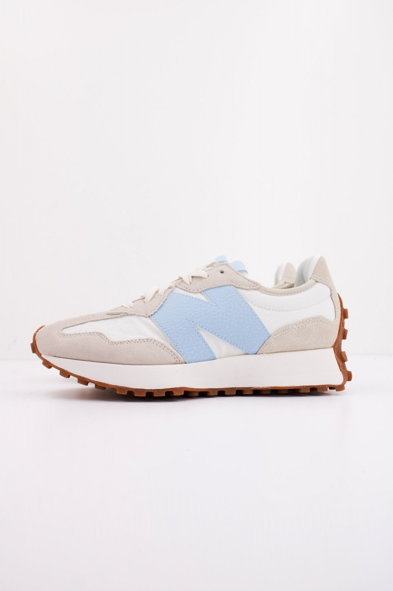 NEW BALANCE WS327 FTA en color BEIS (1)
