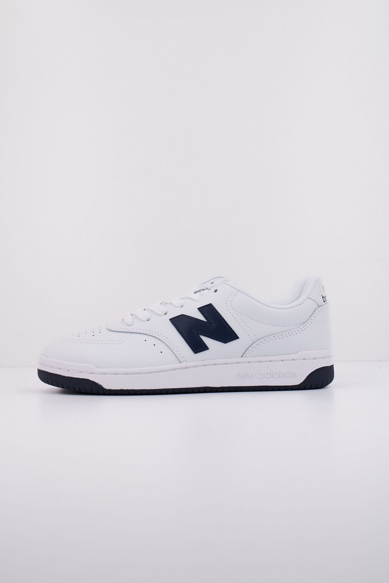 NEW BALANCE BB80 en color BLANCO (1)