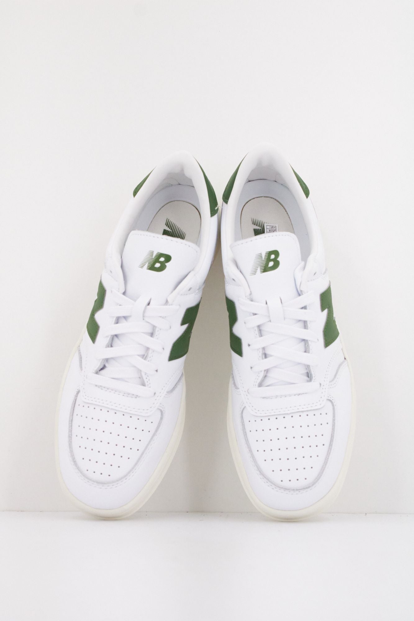 NEW BALANCE CT500 en color BLANCO (3)