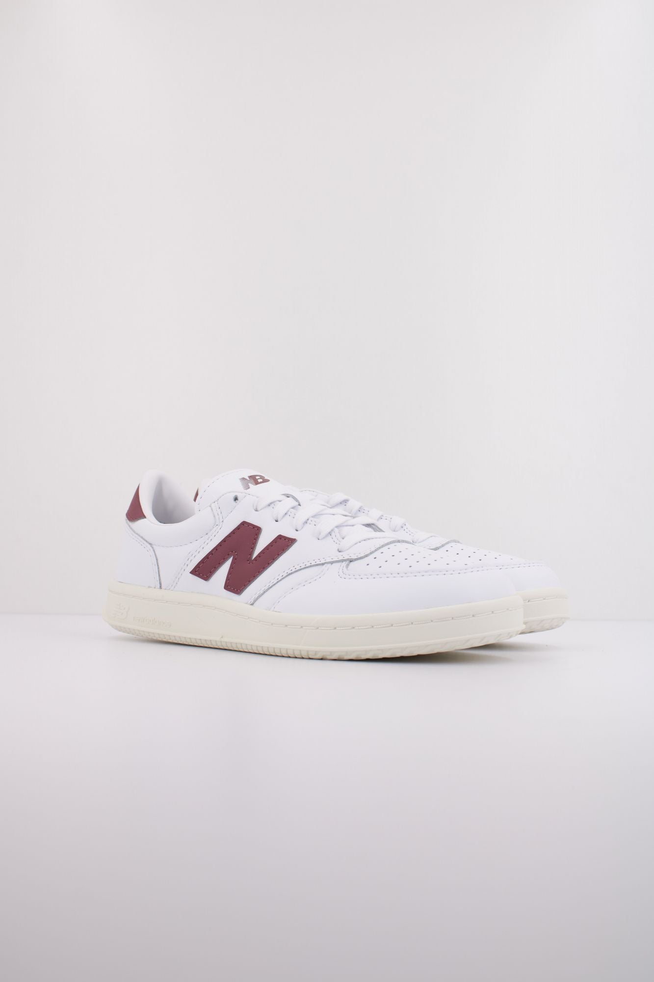 NEW BALANCE CT500 en color BLANCO (2)