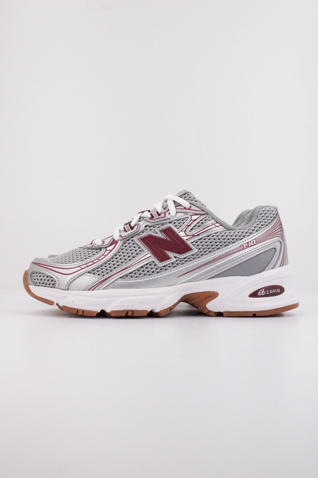NEW BALANCE U740 MS2 en color GRIS (1)