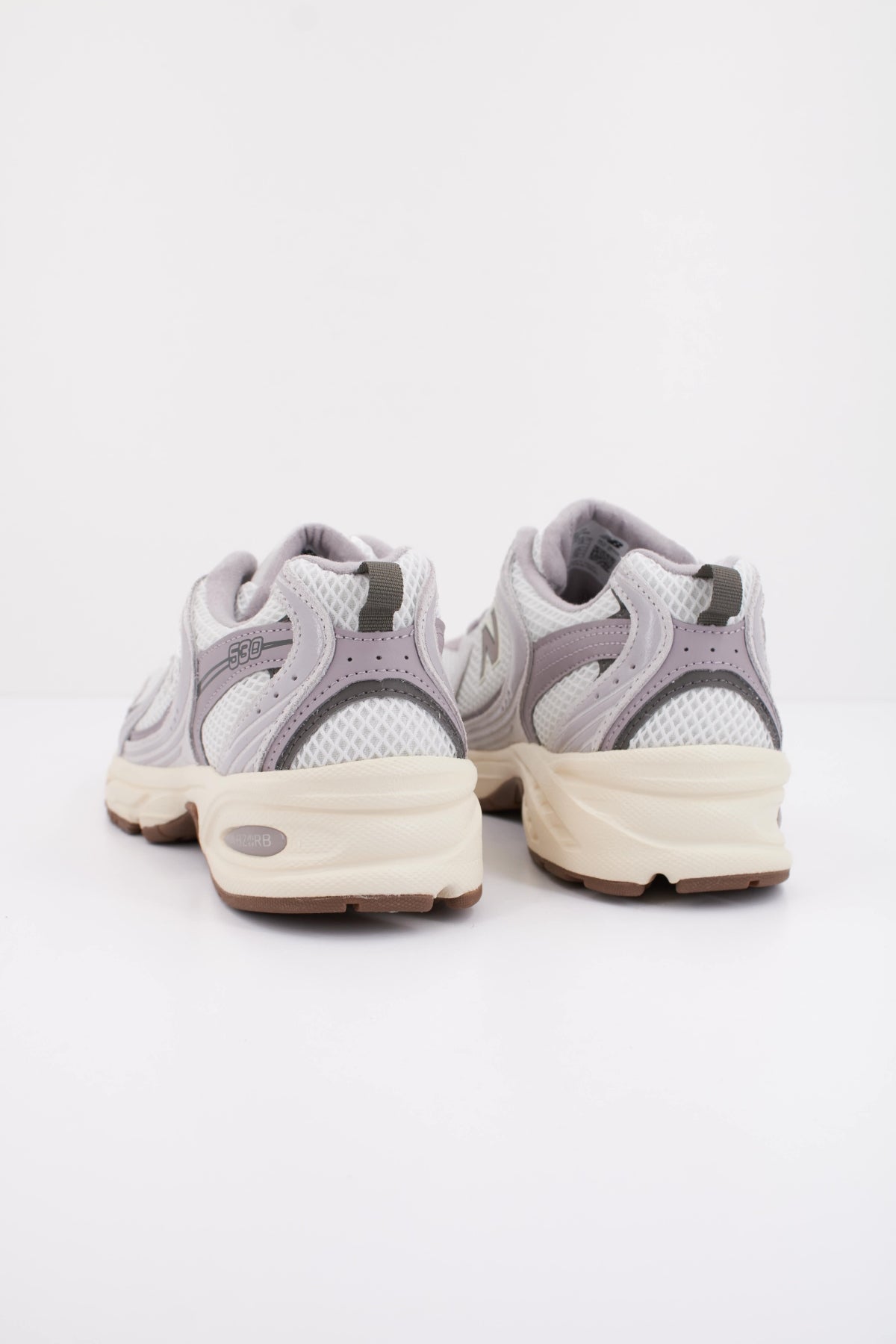 NEW BALANCE U5307 en color GRIS (4)
