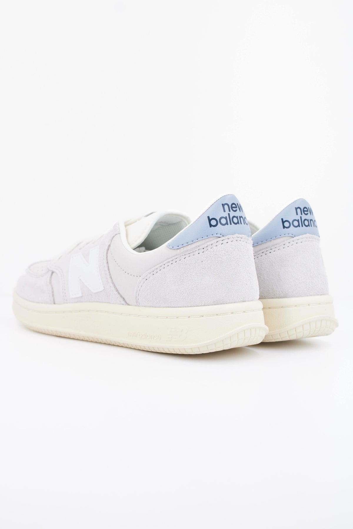 NEW BALANCE CT500 en color BEIS (4)
