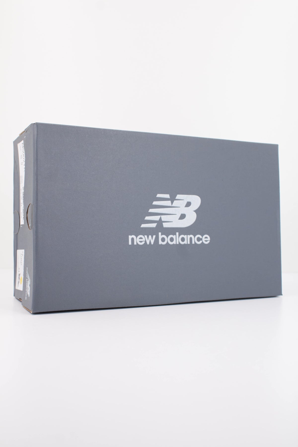 NEW BALANCE M5002 en color MARRON (6)