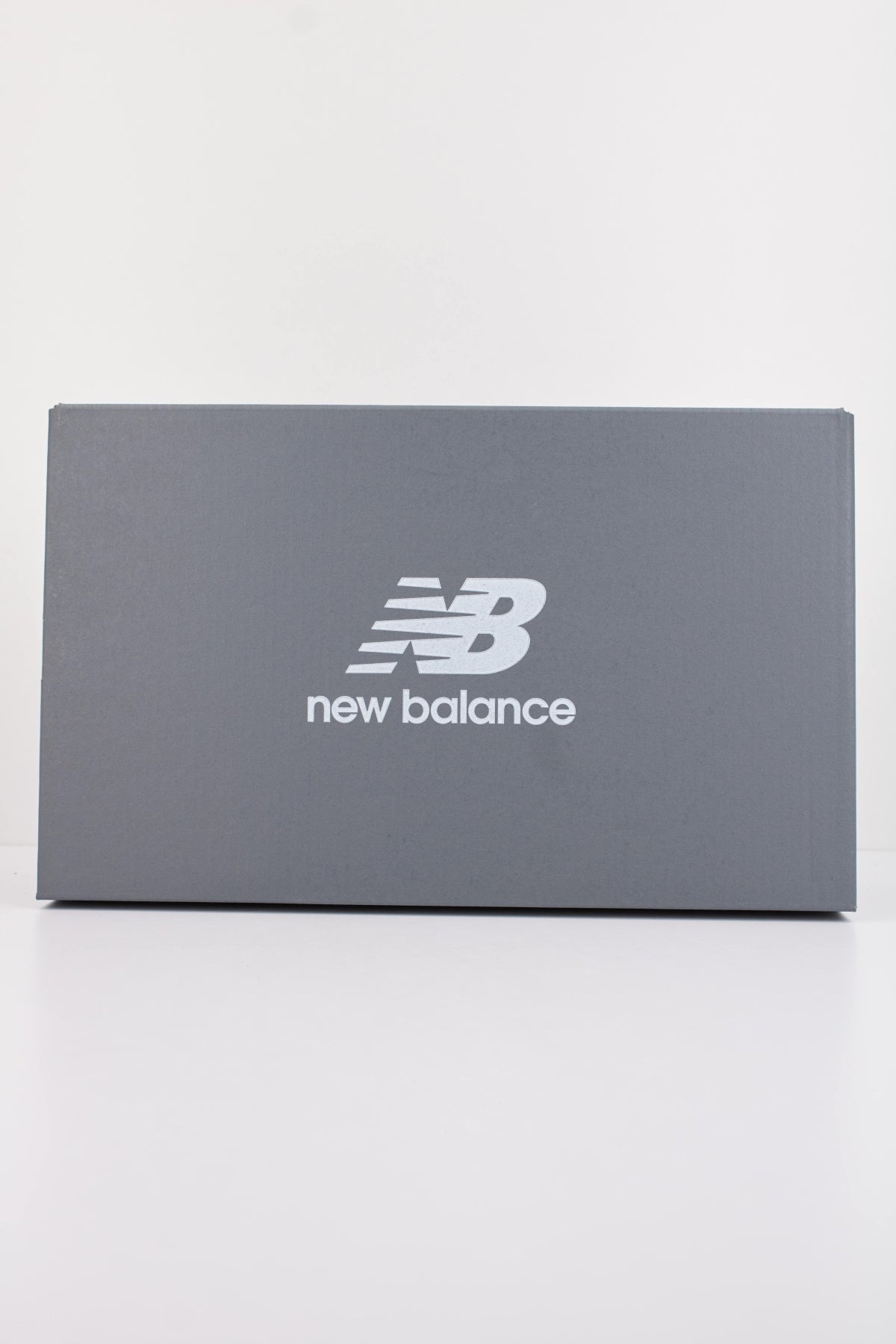NEW BALANCE U1906 en color BLANCO (6)