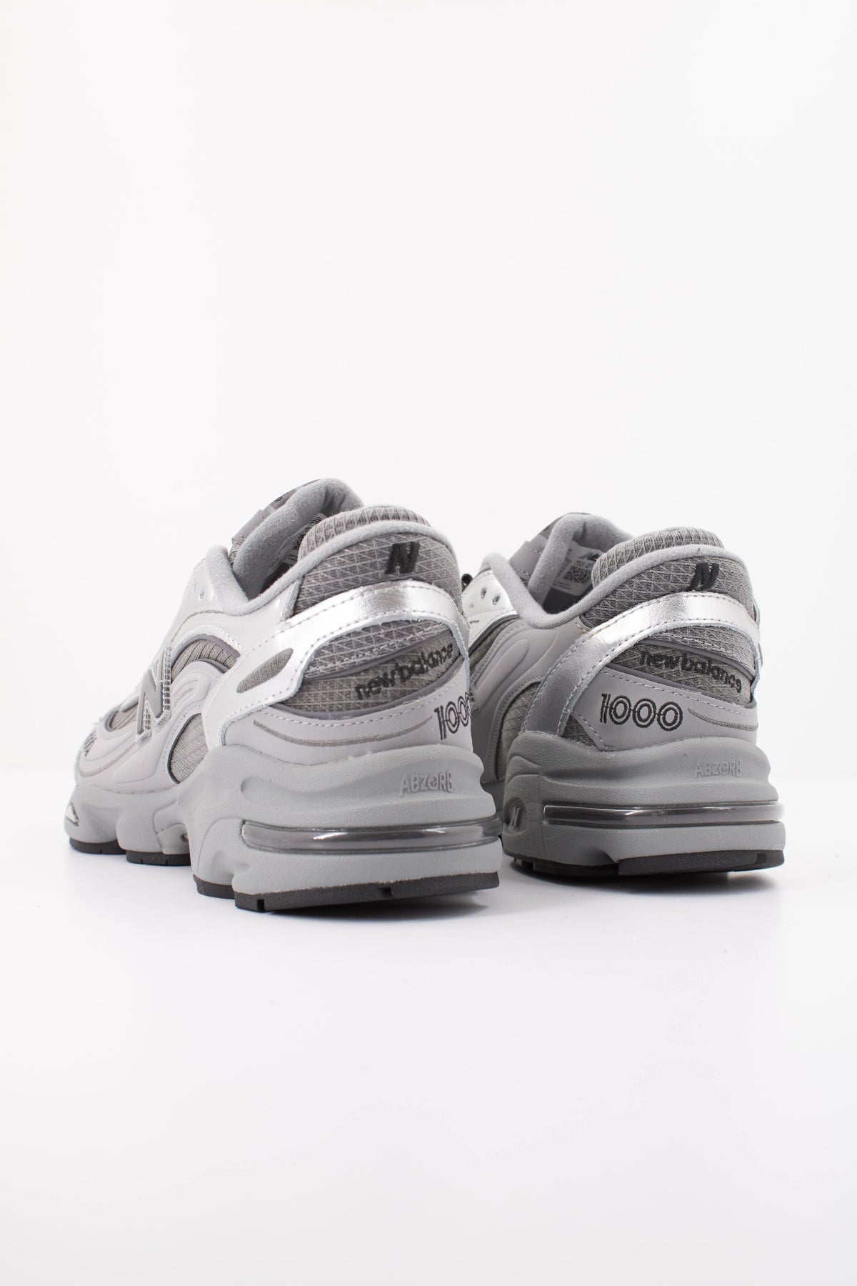 NEW BALANCE U10007 en color GRIS (4)