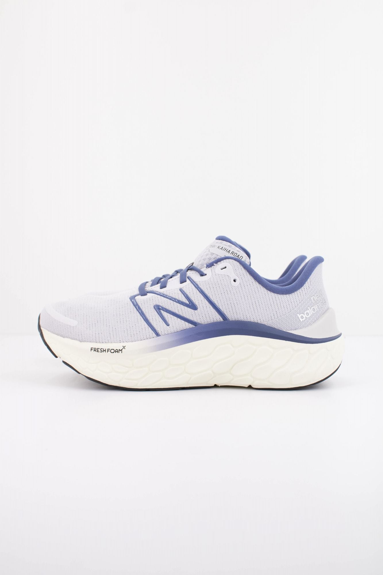 NEW BALANCE WKAIR CV1 en color GRIS (1)