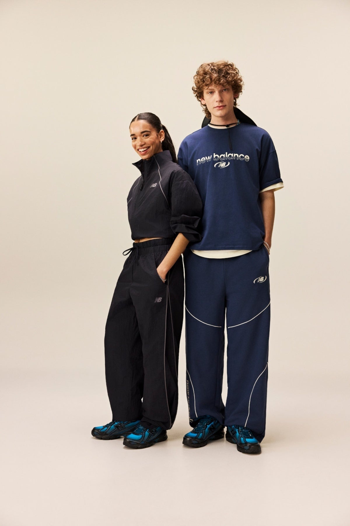 NEW BALANCE SPORT LEGACY PANT en color NEGRO (3)