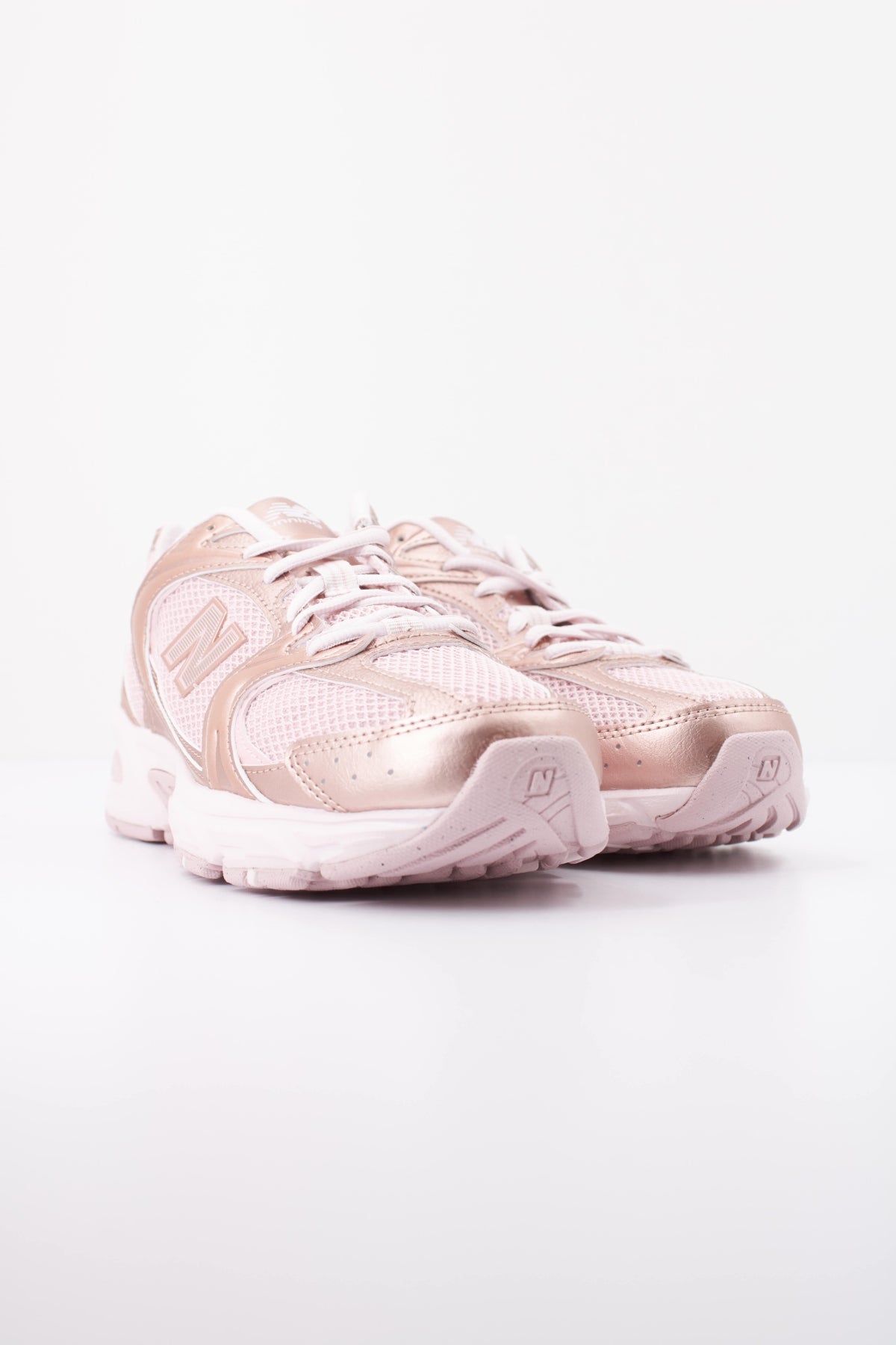 NEW BALANCE U530 ELP DEPORTIVO en color ROSA (2)