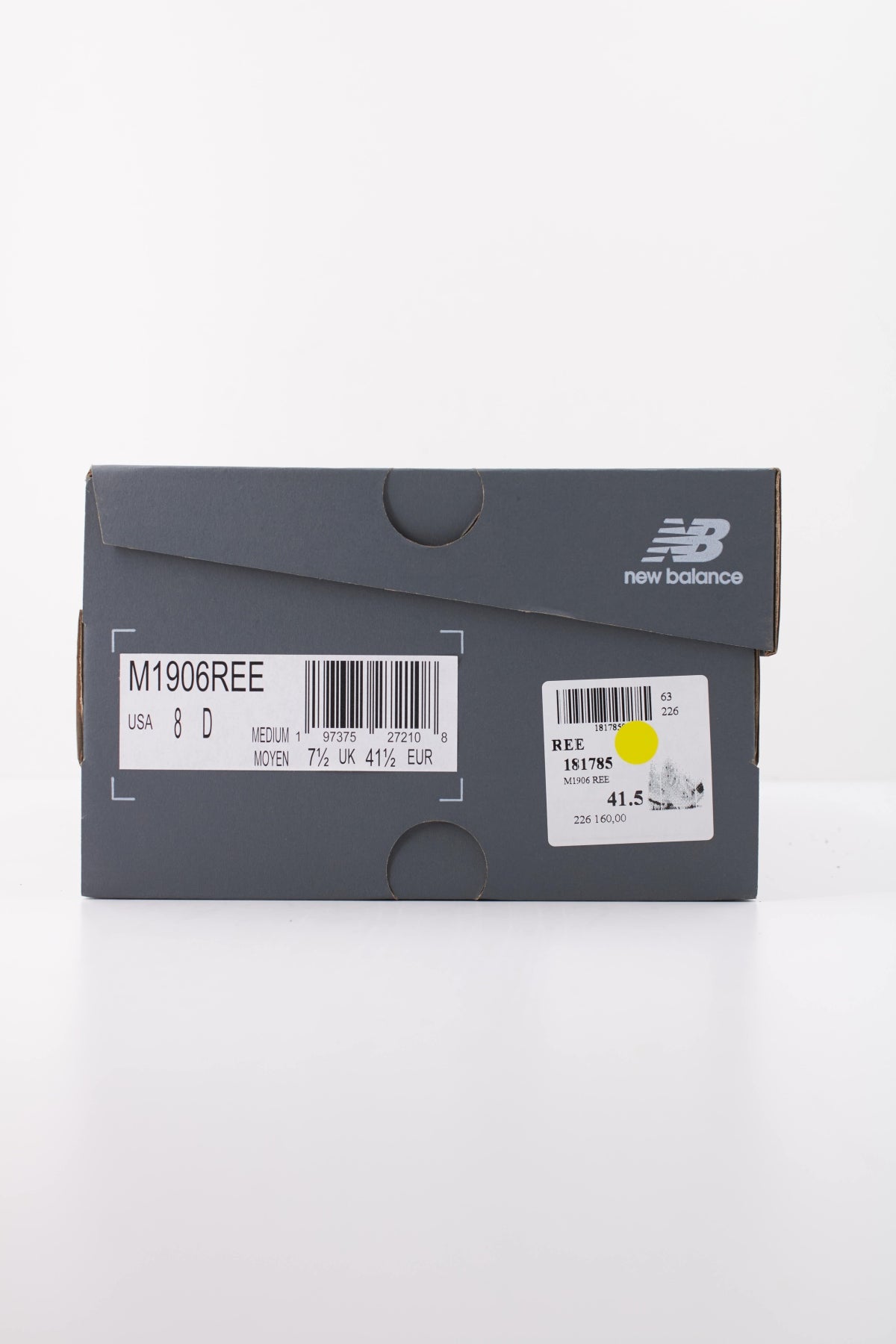 NEW BALANCE M1906 en color PLATA (6)