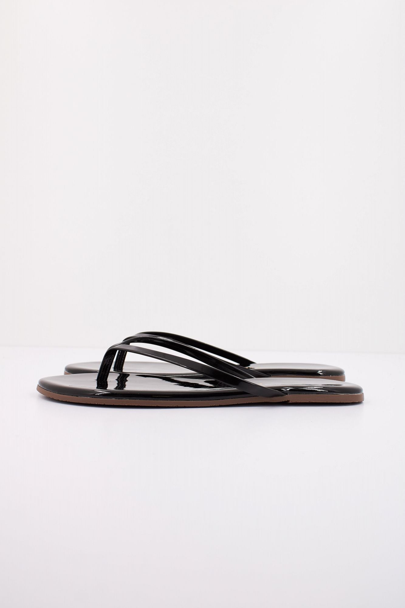 TKEES TKEGLOSSES en color NEGRO (1)