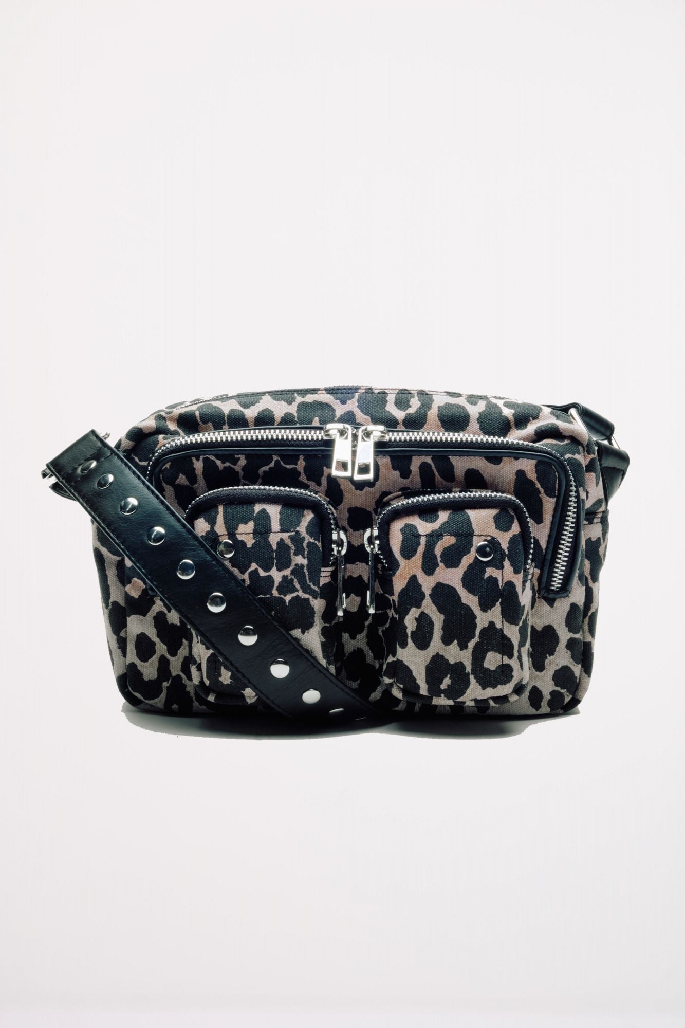 NUNOO ELLIE RECYCLED CANVAS en color ANIMAL PRINT (1)