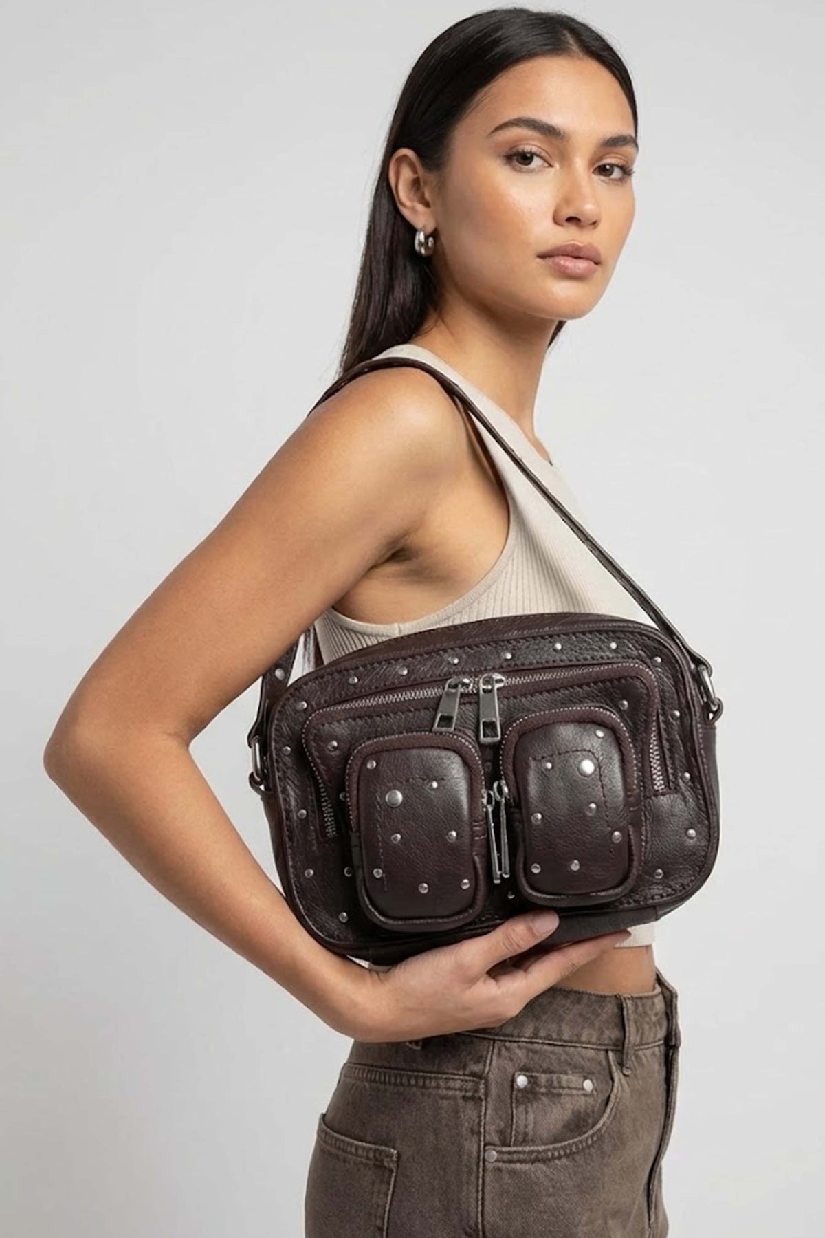 NUNOO ELLIE RIVET MOUNTAIN en color MARRON (1)