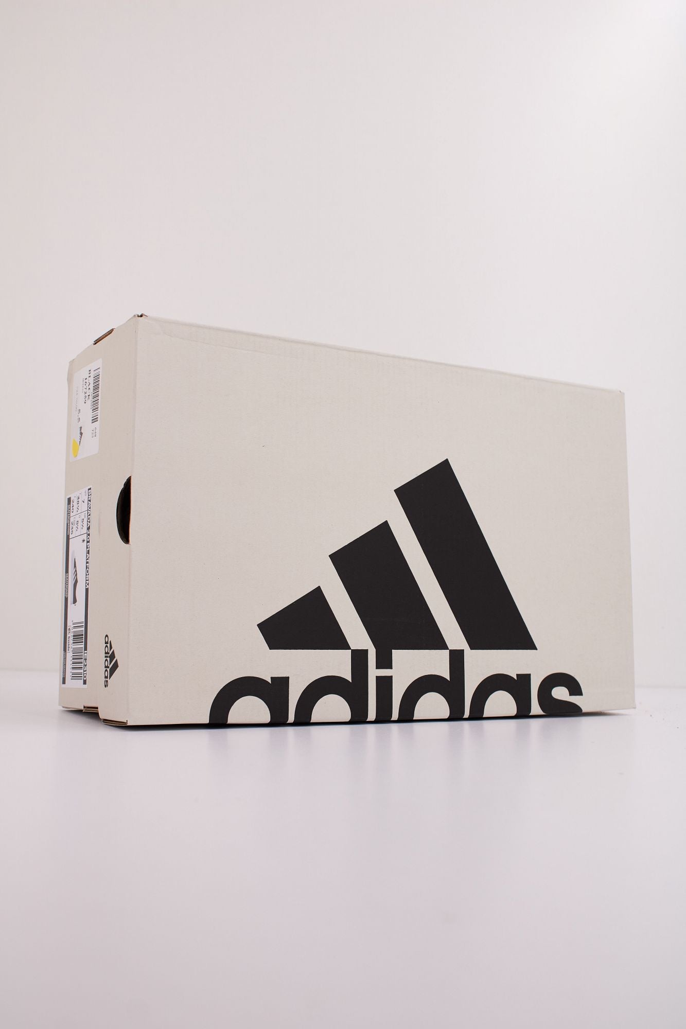 ADIDAS BRAVADA 2.0 PLATFOR en color NEGRO (6)