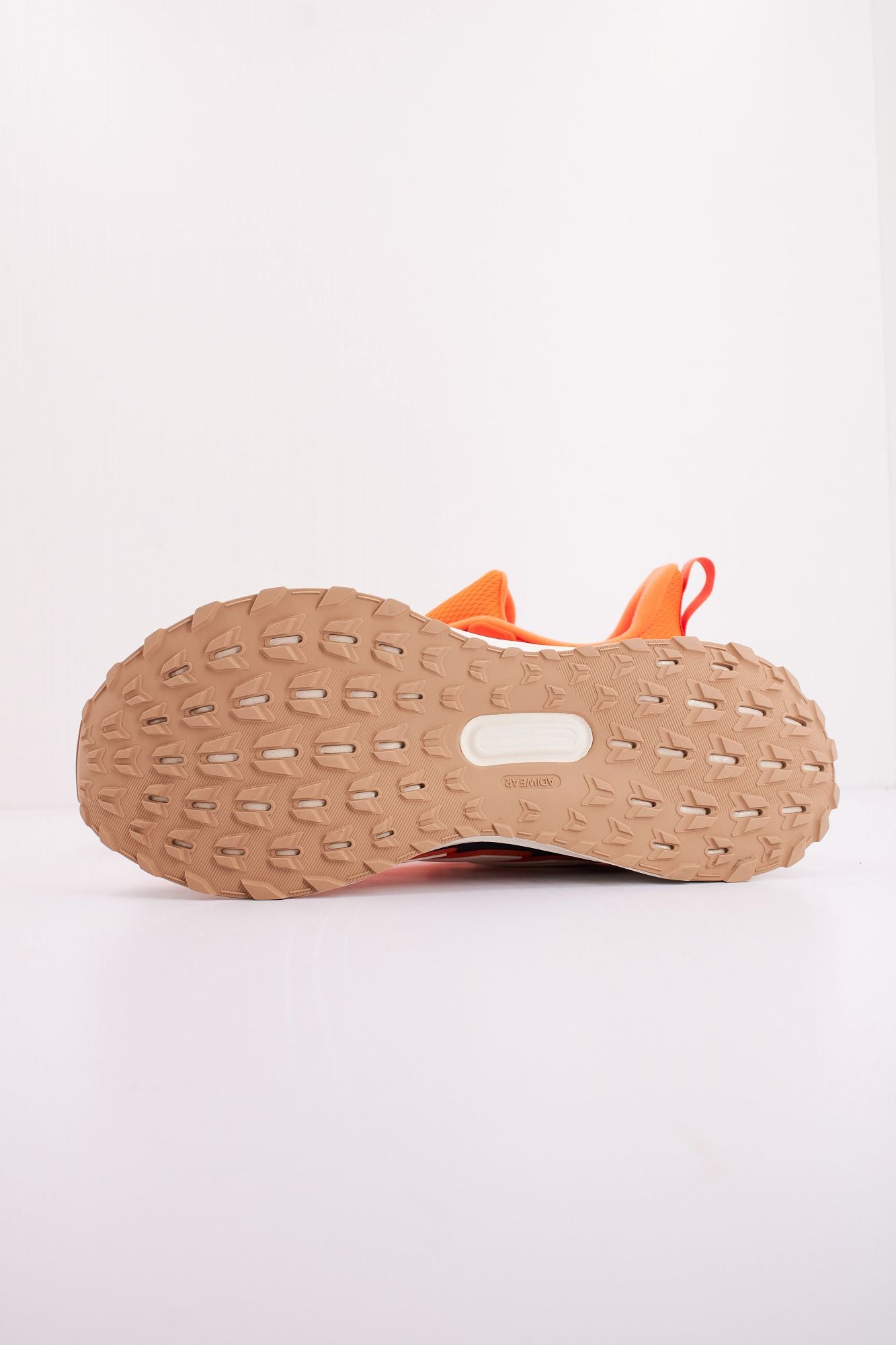 ADIDAS ULTRARUN 5 TR en color NARANJA (5)