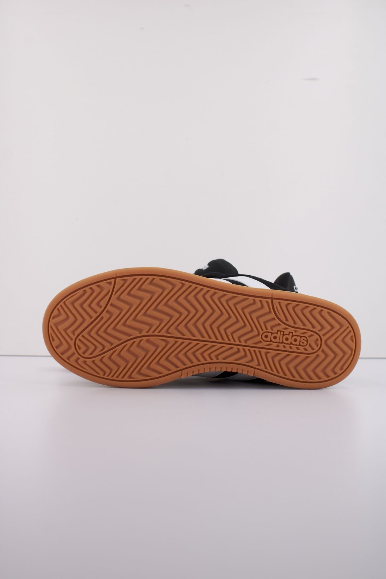 ADIDAS GRAND COURT ALPHA 0 en color NEGRO (5)