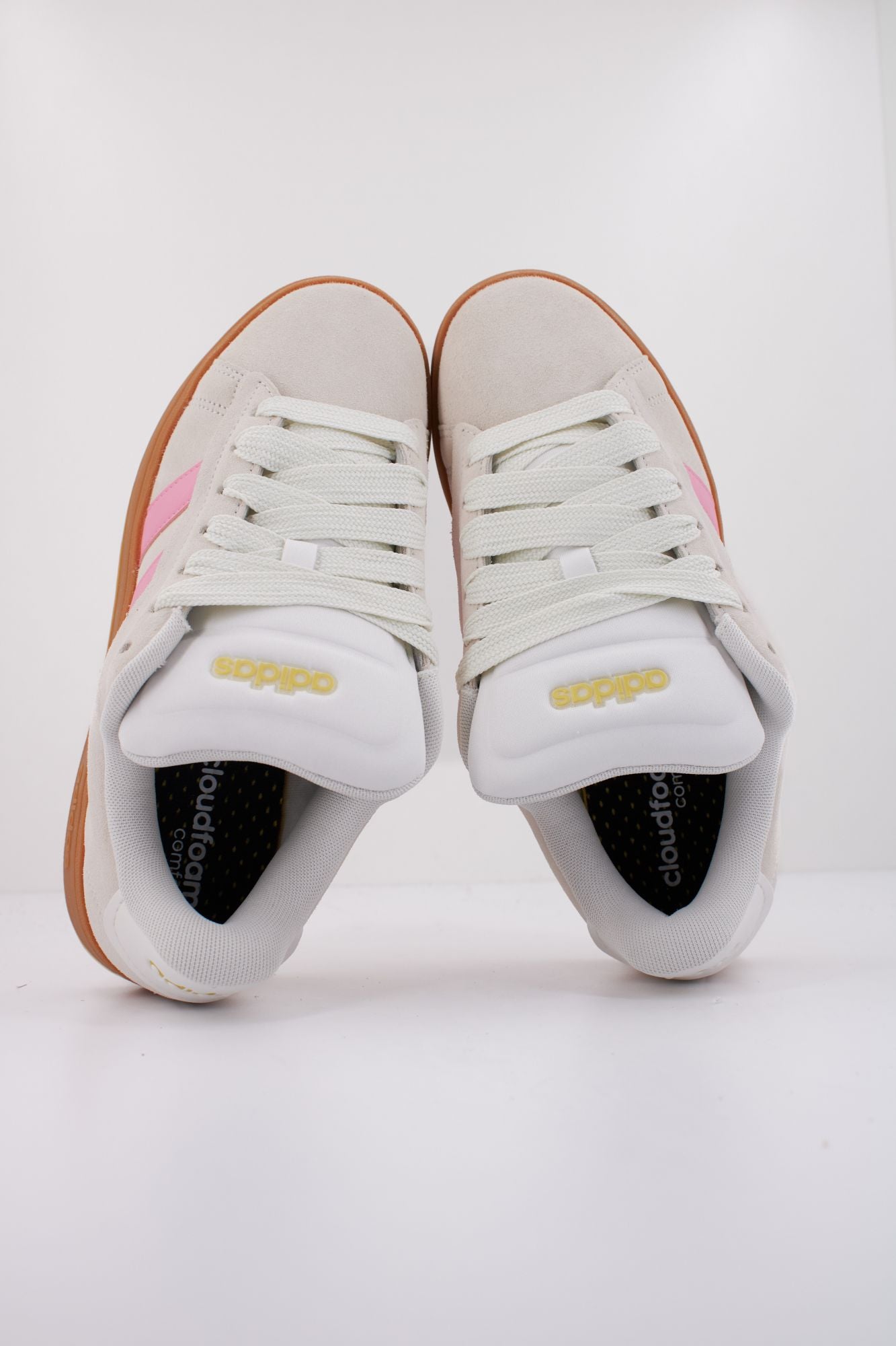 ADIDAS GRAND COURT ALPHA 0 en color BLANCO (3)