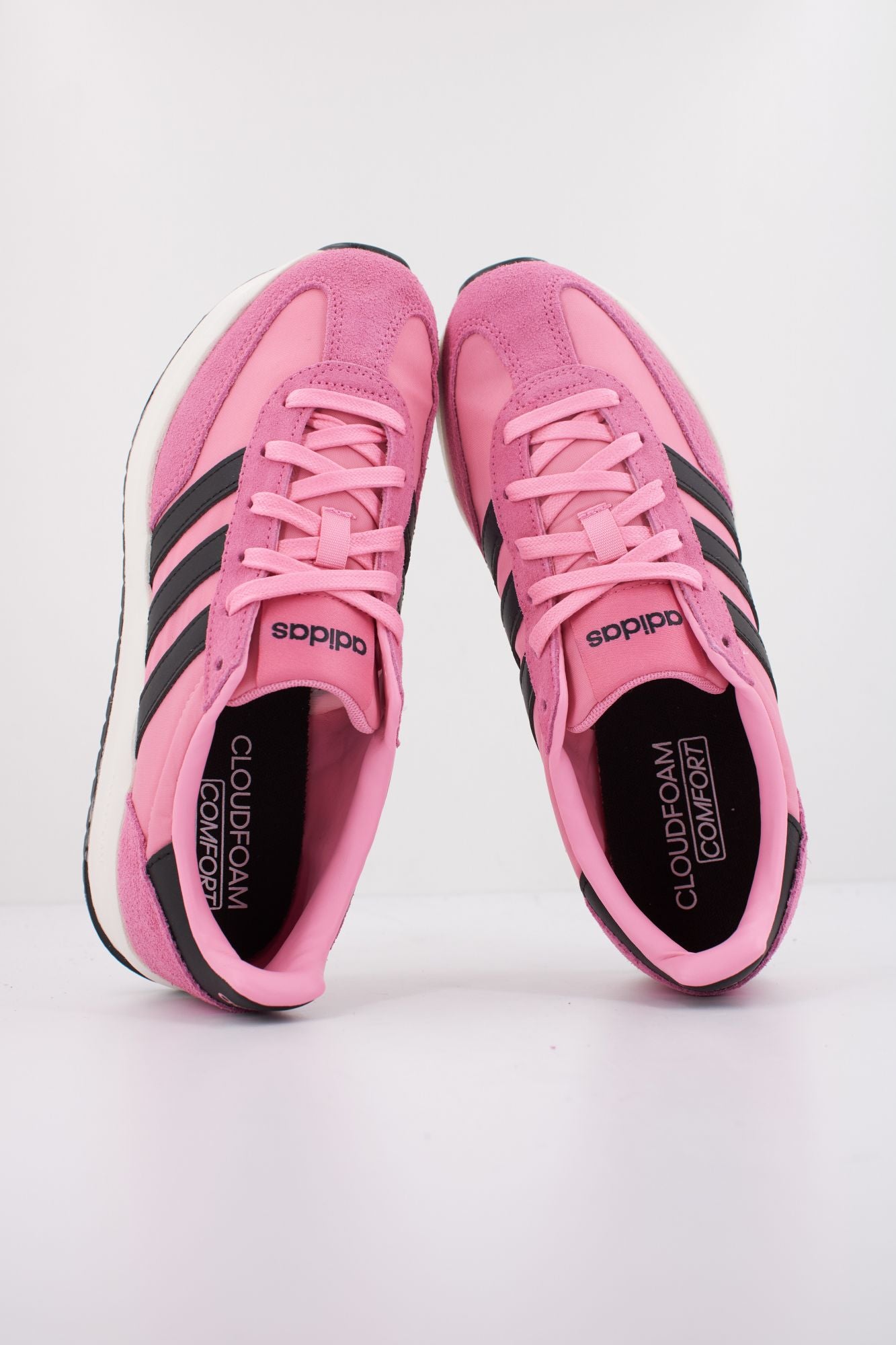 ADIDAS RUN 70s 2.0 en color ROSA (3)